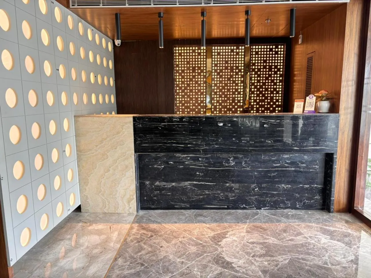 Lobby or reception in NORTHIN Hotel Kolkata Airport