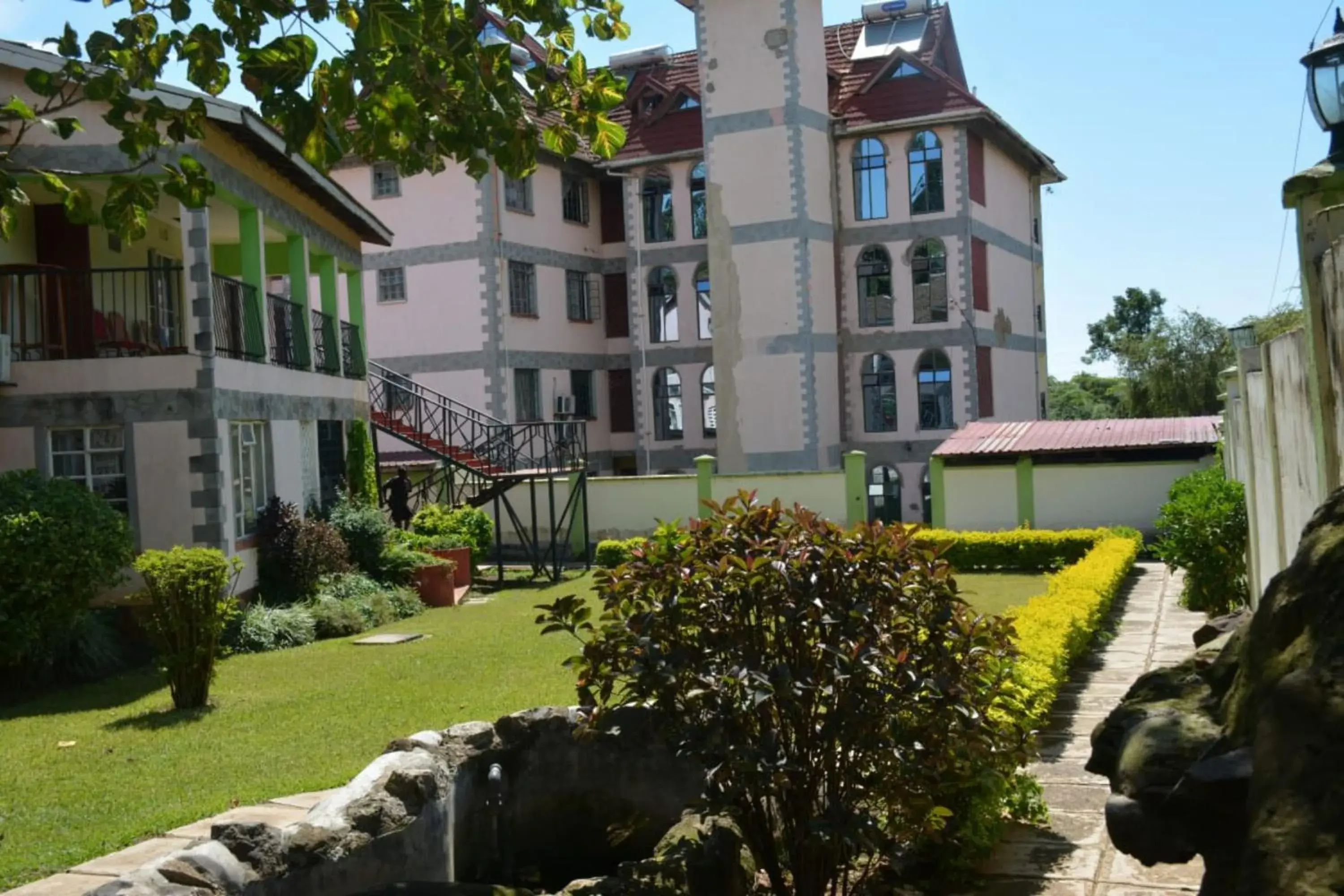 Parkview Safari Hotel & Apartments Parkview Safari Hotel & Apartments