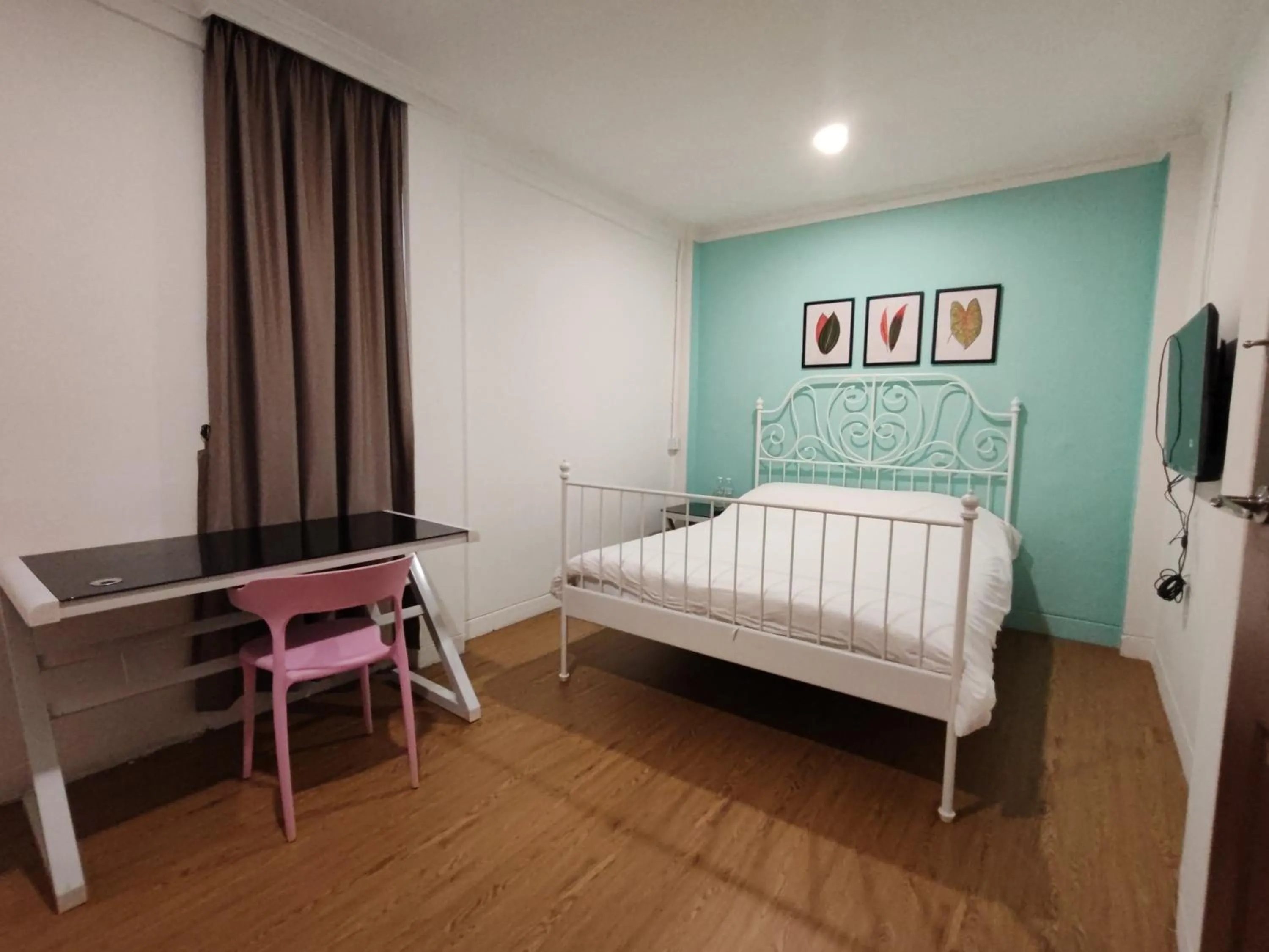 Bedroom, Bed in Songtam Hotel