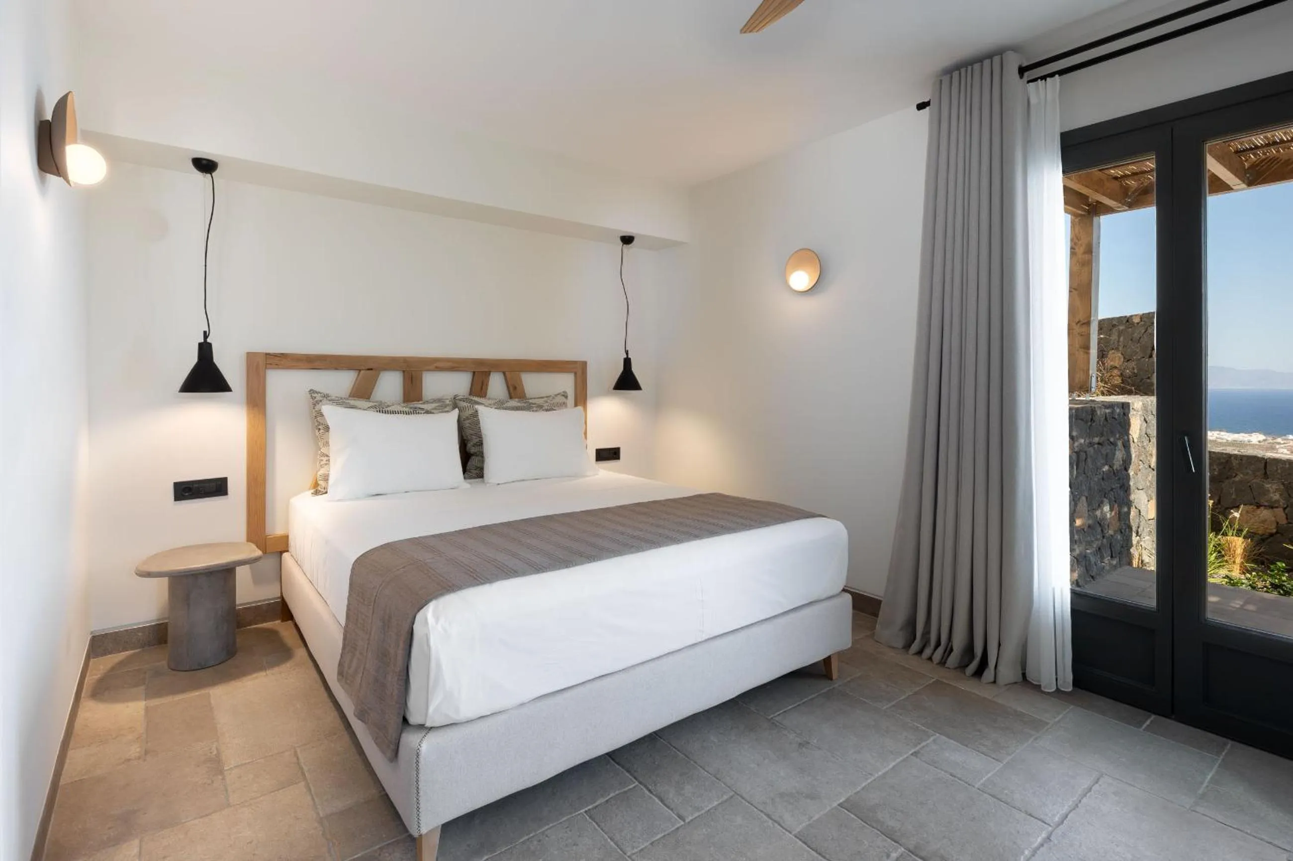 Bedroom, Bed in Klοstrá