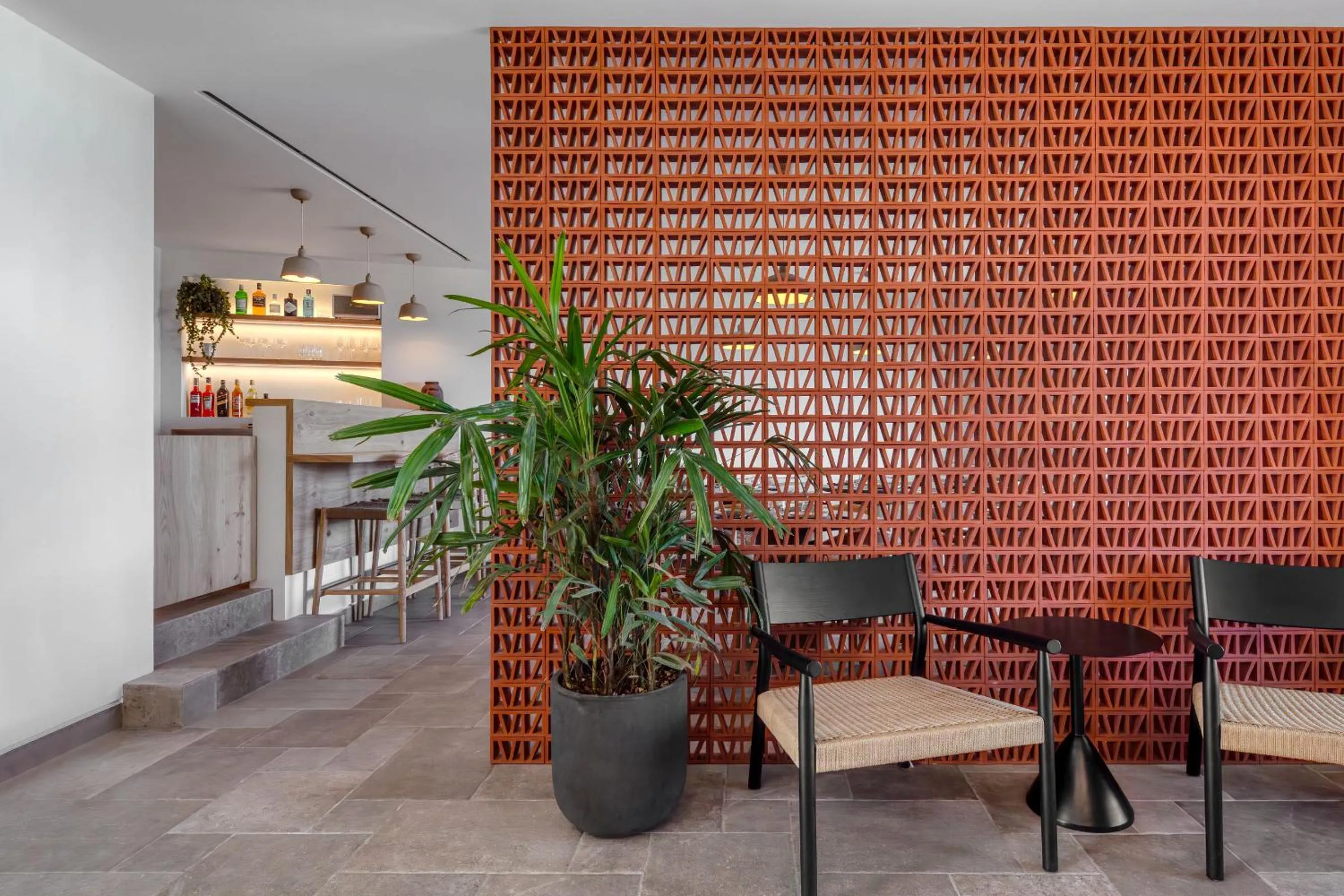 Property building in Klοstrá