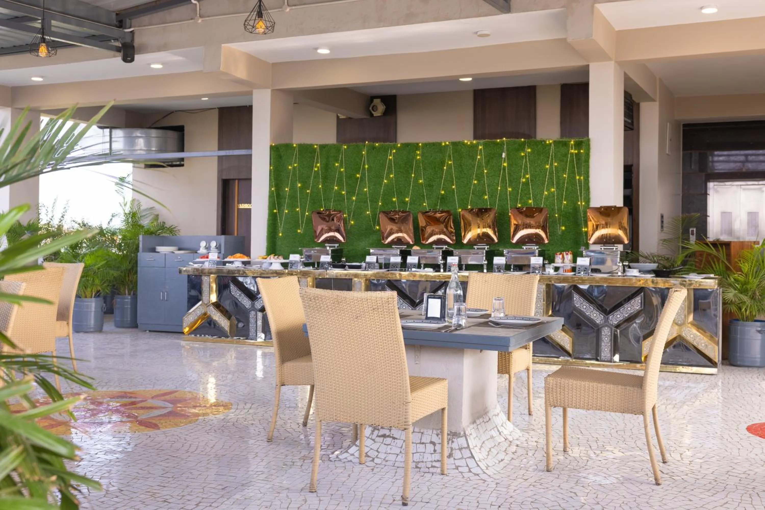 Pravasa Stay Near Luv Kush Square