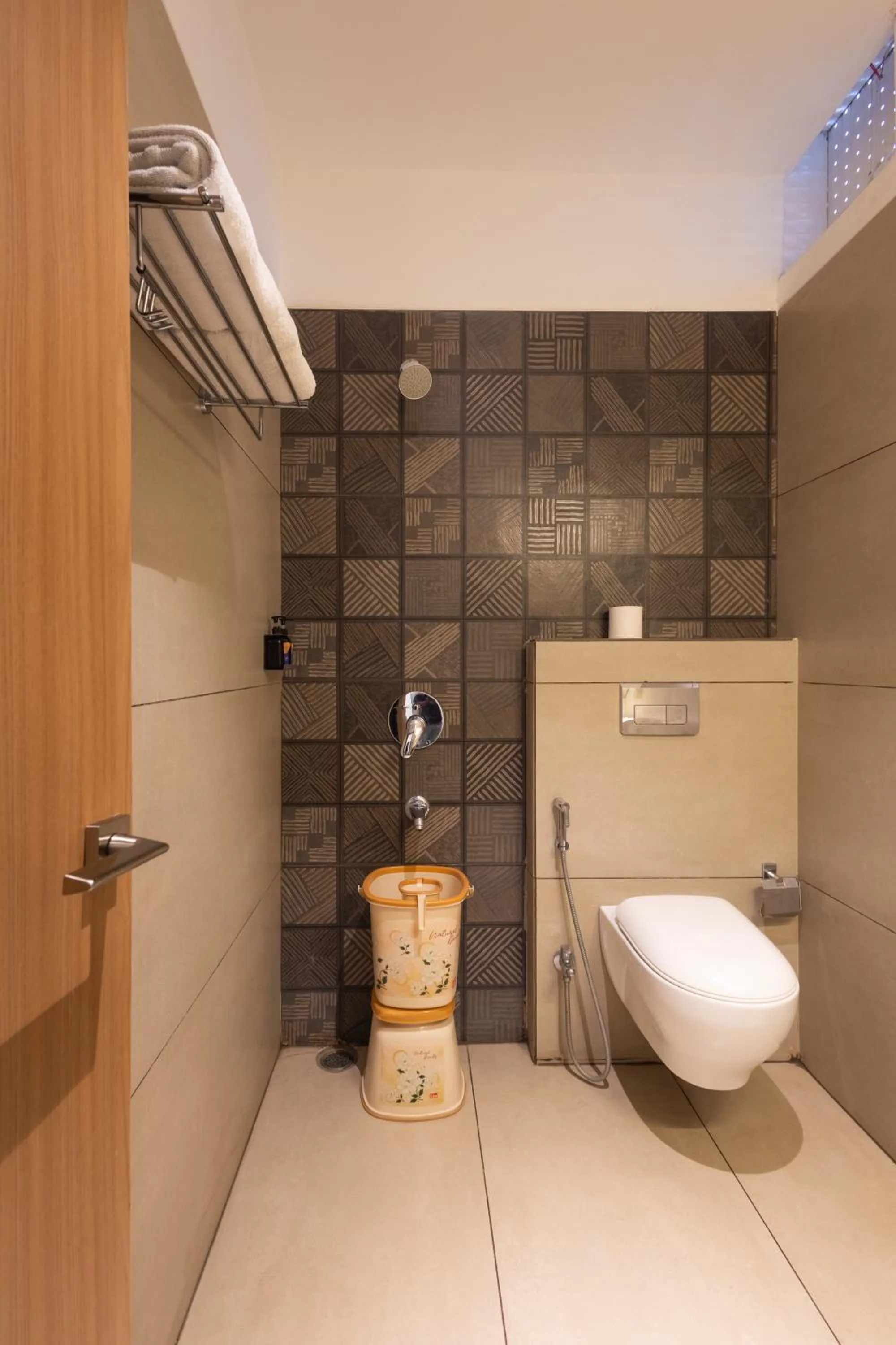 Pravasa Stay Near Luv Kush Square