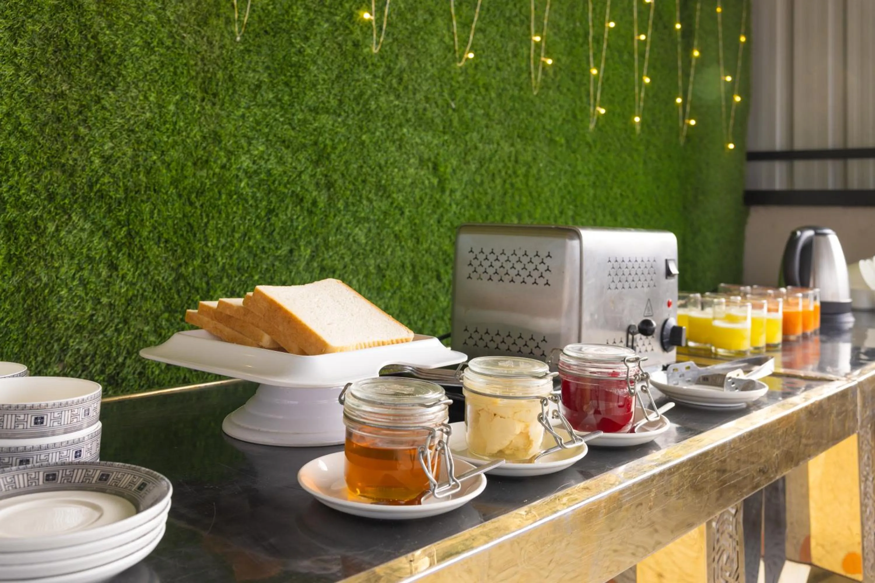 Pravasa Stay Near Luv Kush Square