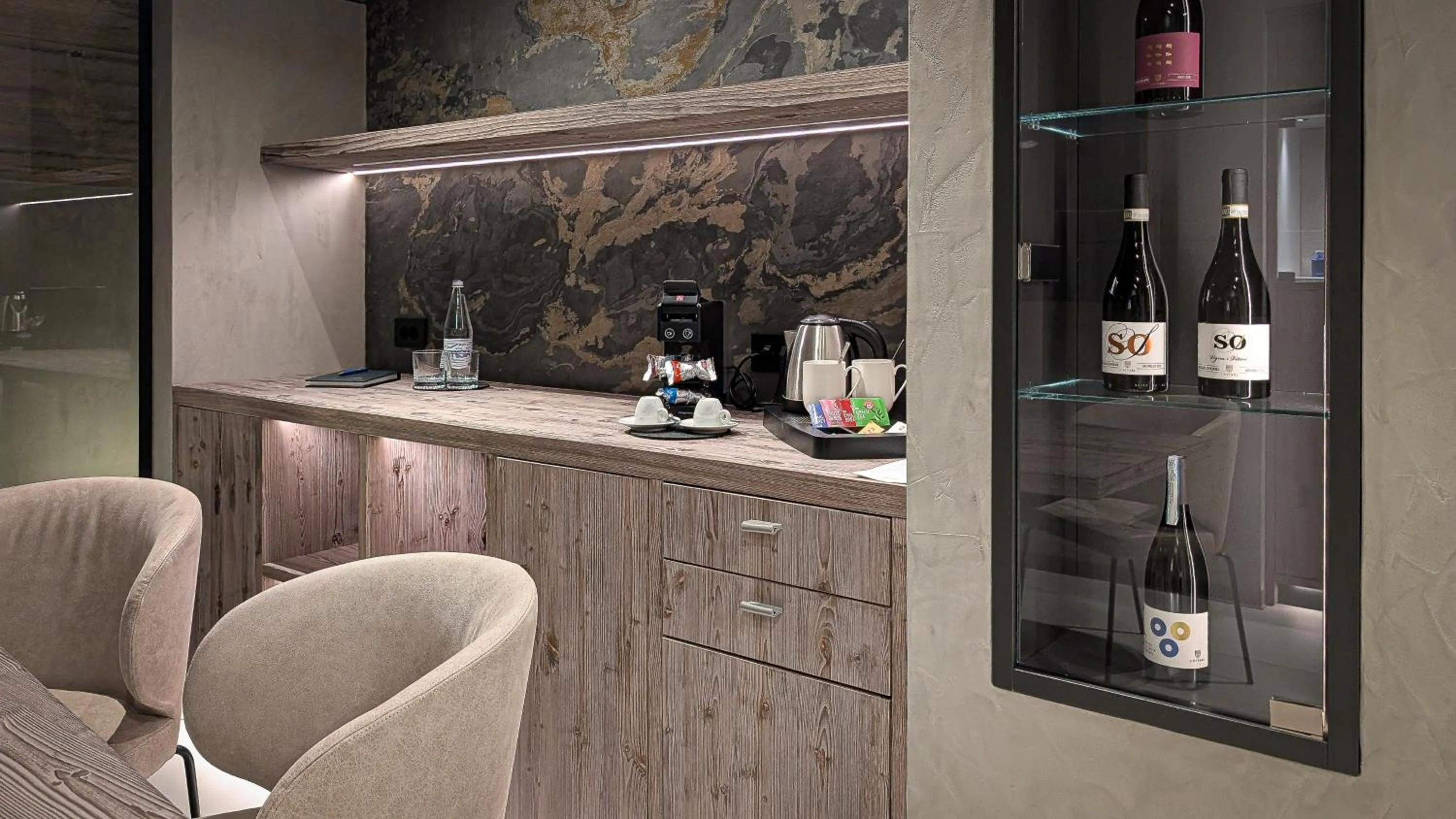 Food and drinks in Mohe Boutique Hotel