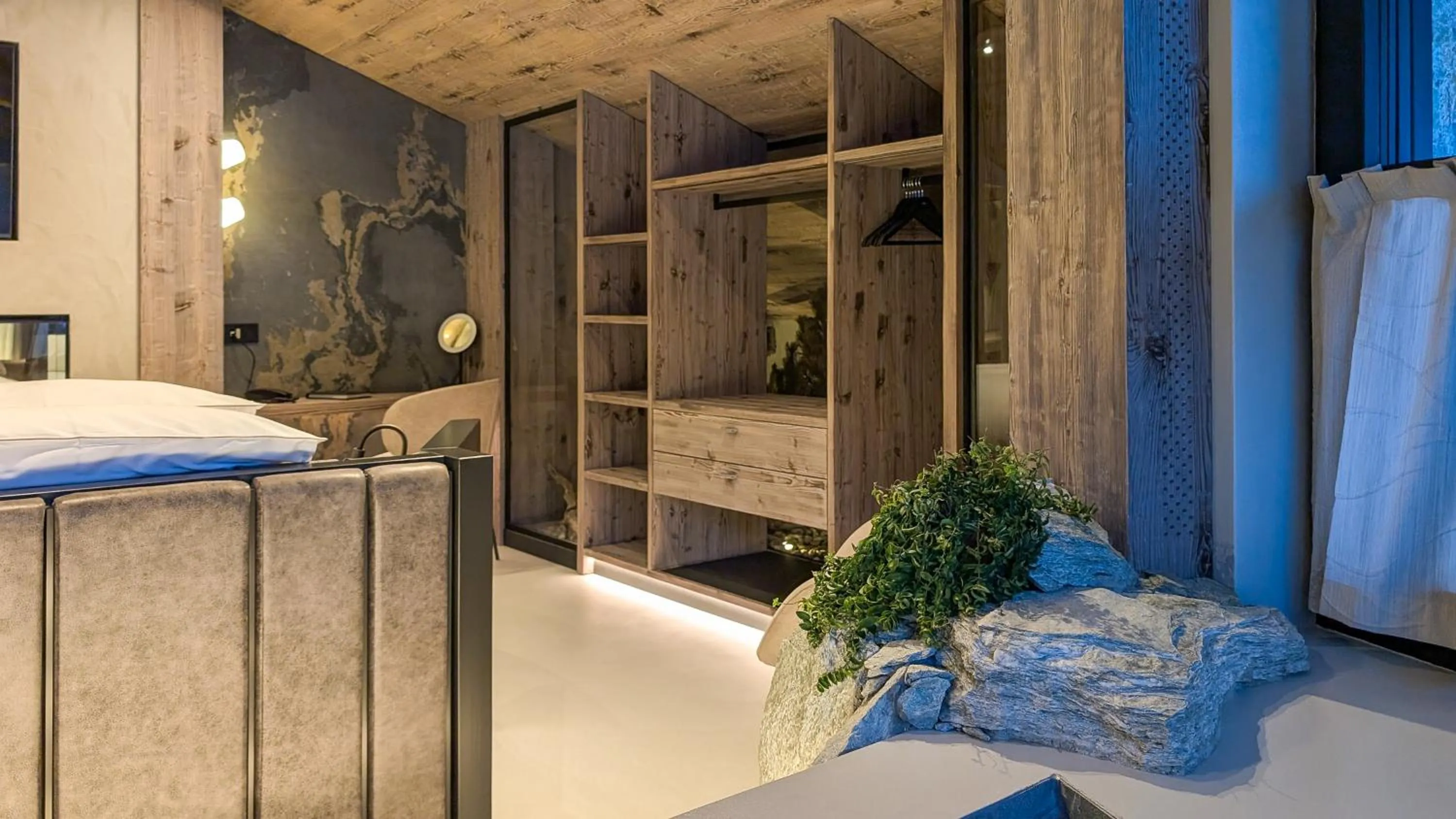 Photo of the whole room in Mohe Boutique Hotel