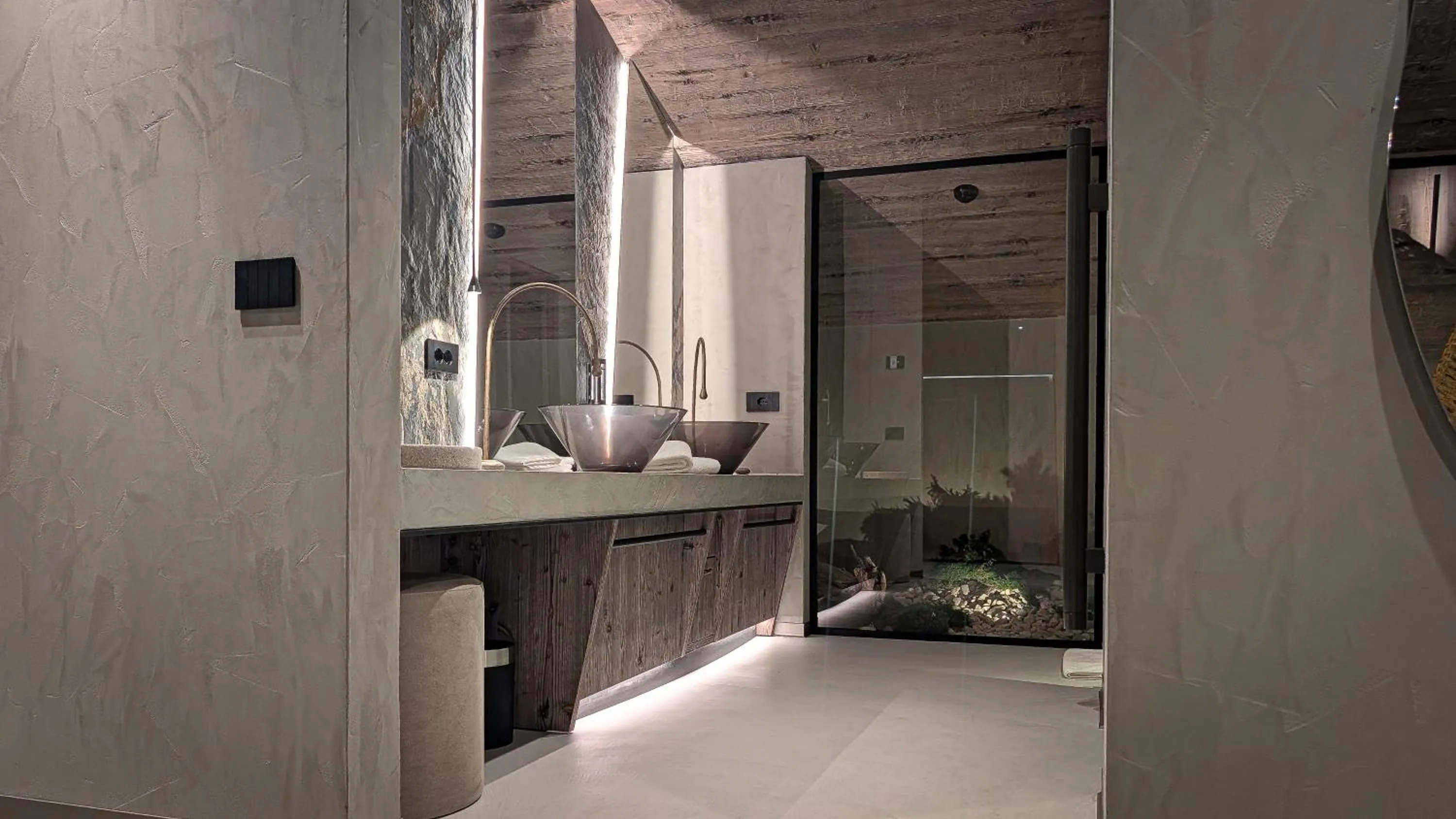 Bathroom in Mohe Boutique Hotel