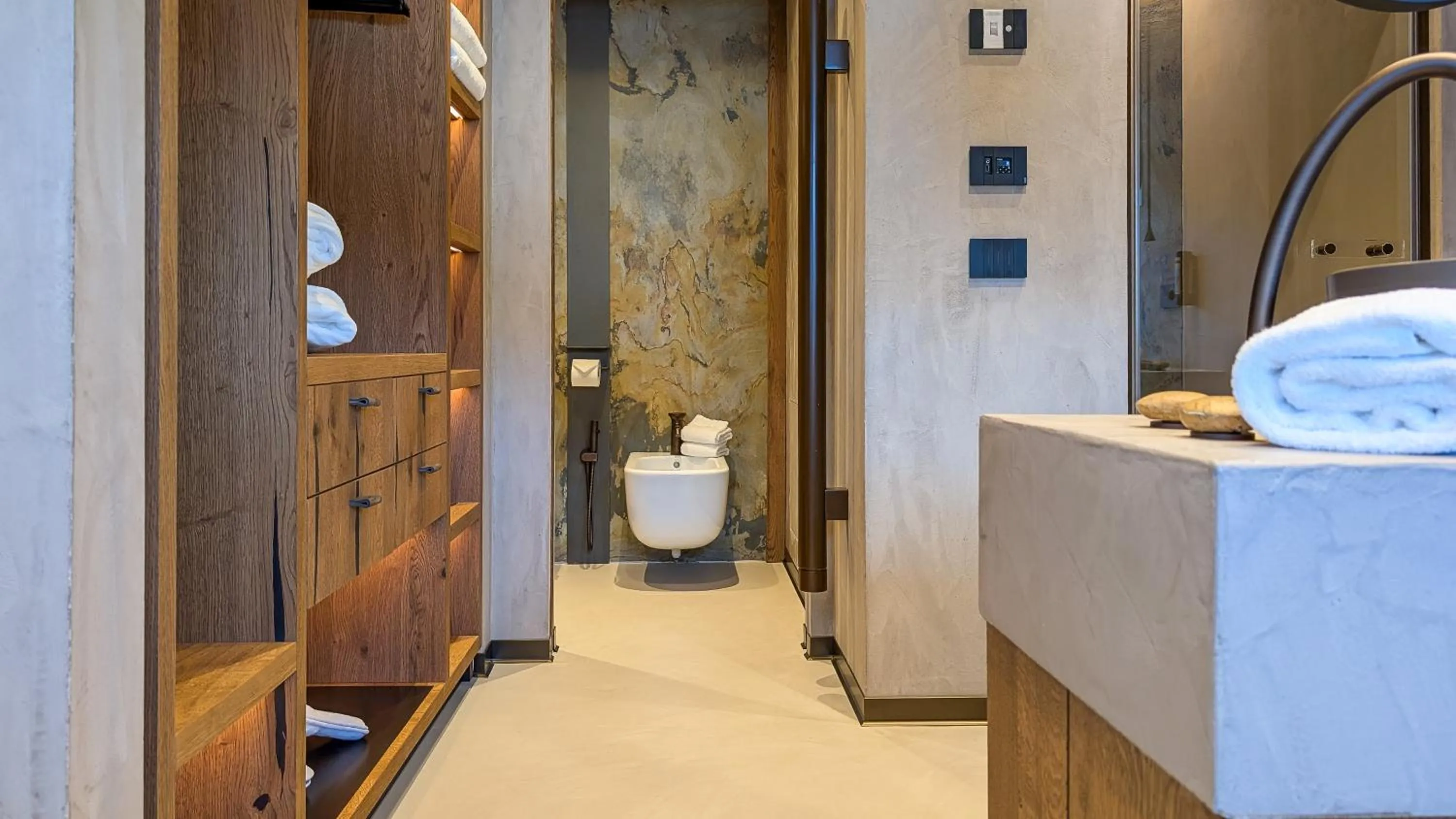 Bathroom in Mohe Boutique Hotel