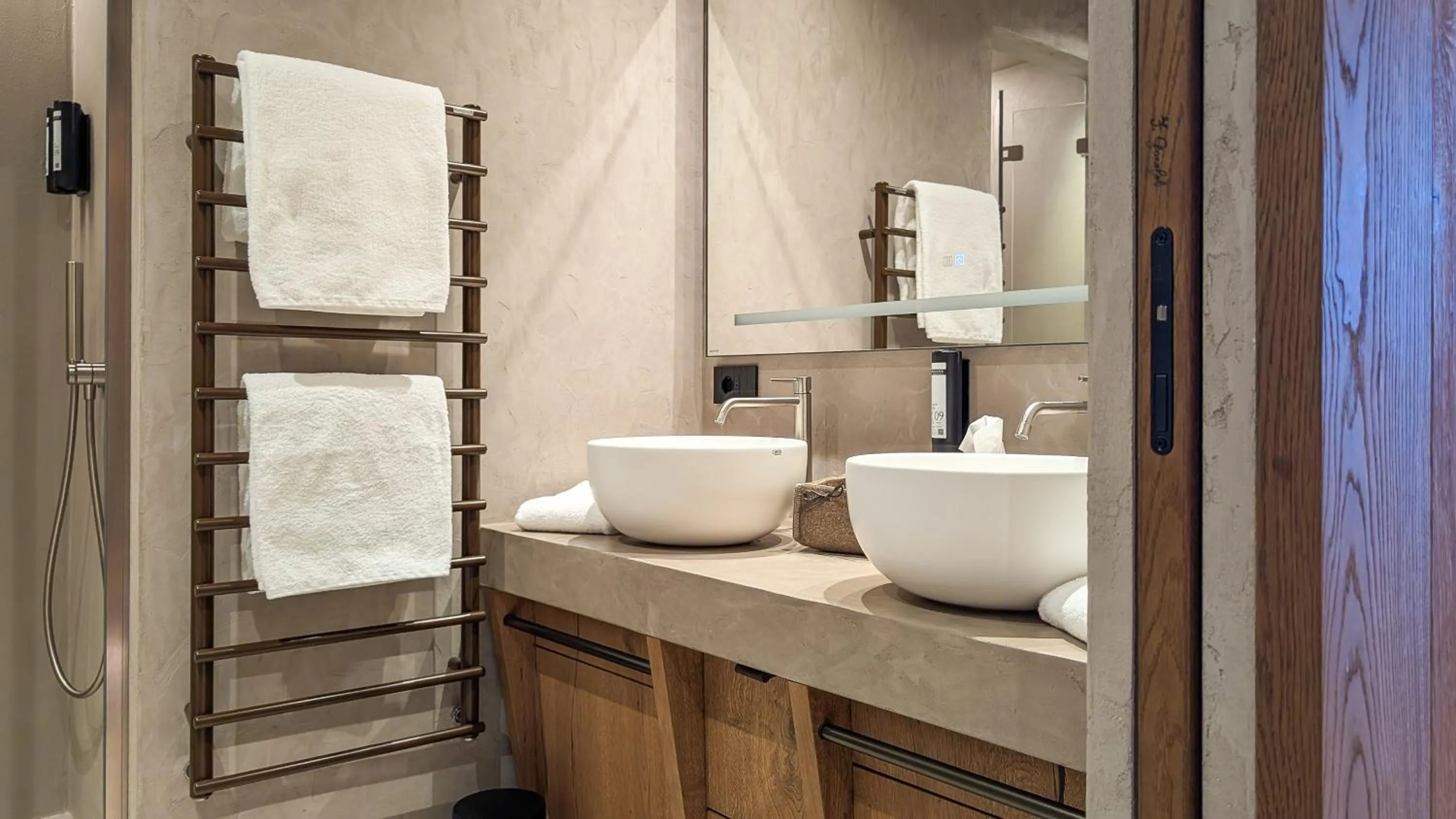 Bathroom in Mohe Boutique Hotel