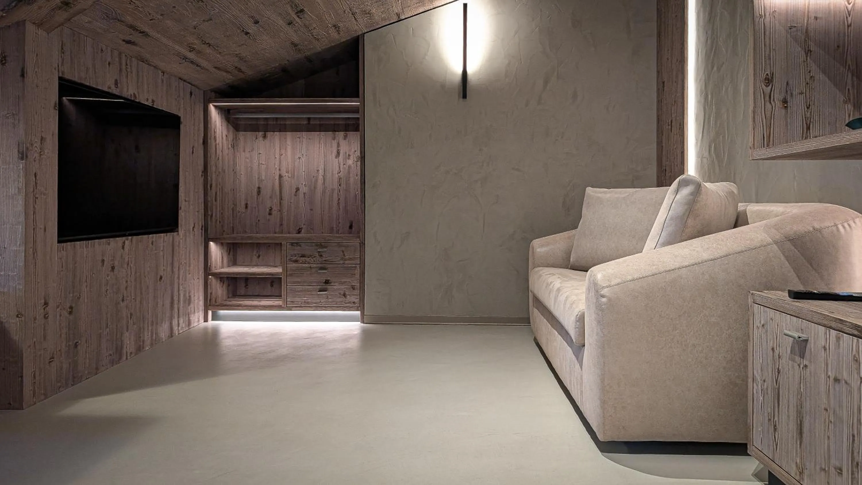 TV and multimedia in Mohe Boutique Hotel