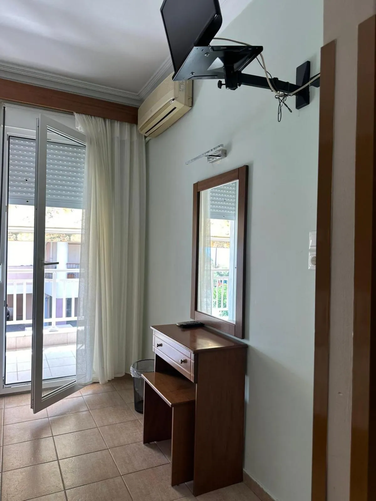 TV and multimedia in Anemos