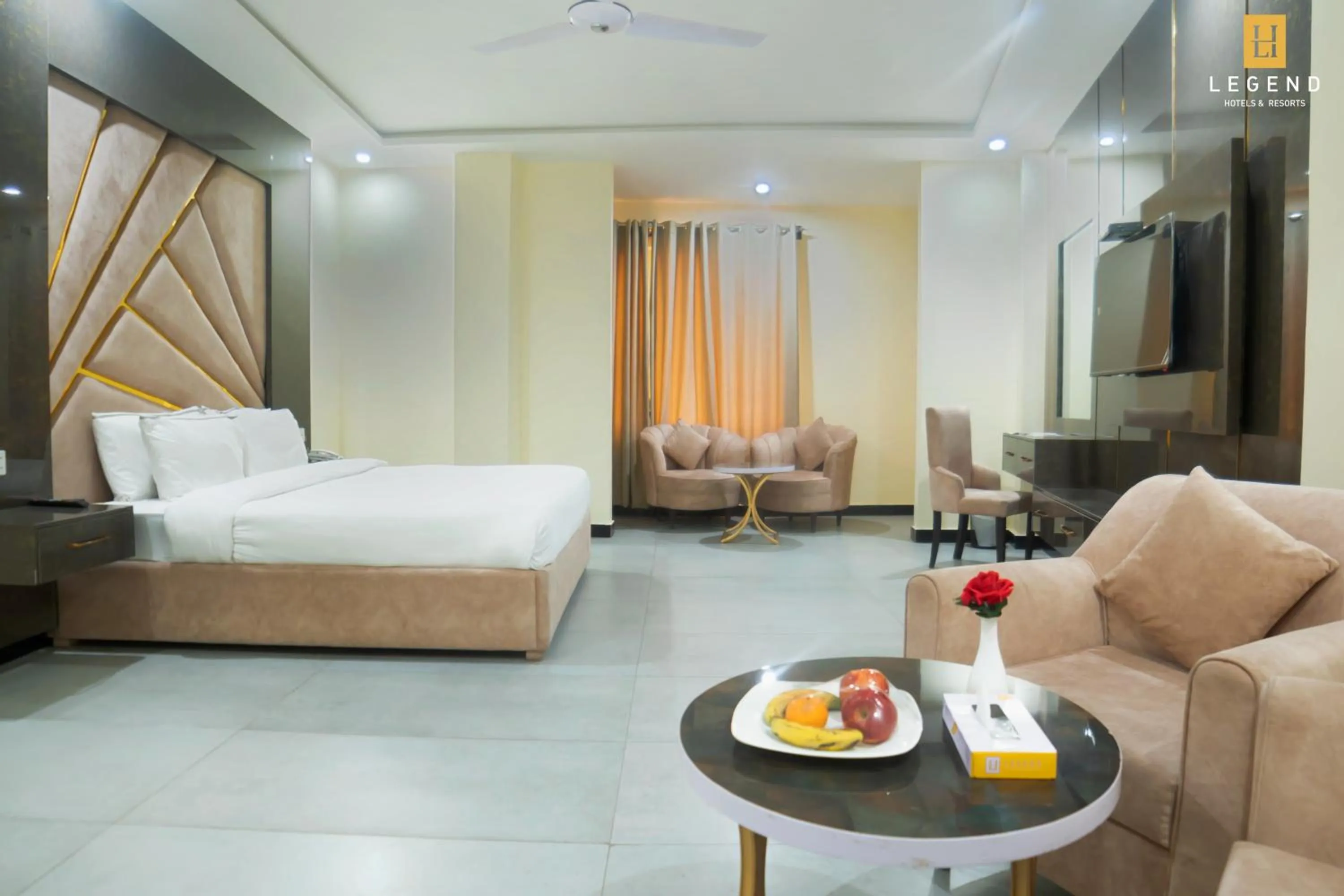 Bed in Legend Hotel Kalam