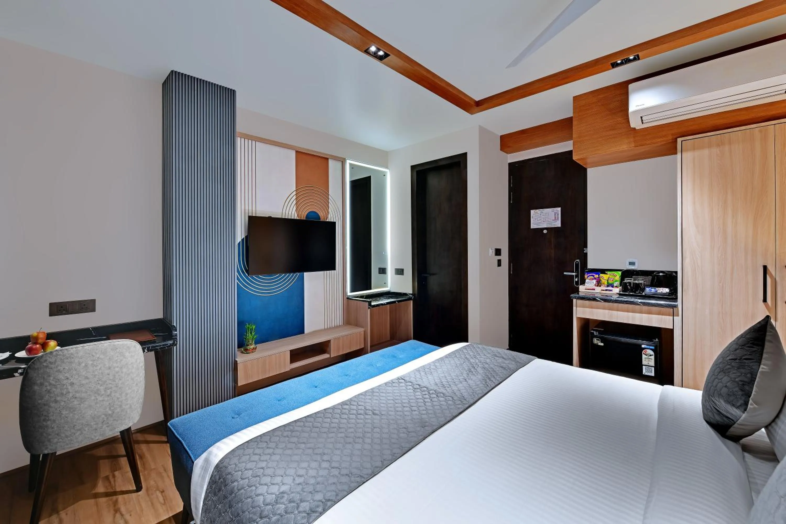 Bedroom, Bed in Quality Inn City Centre Varanasi