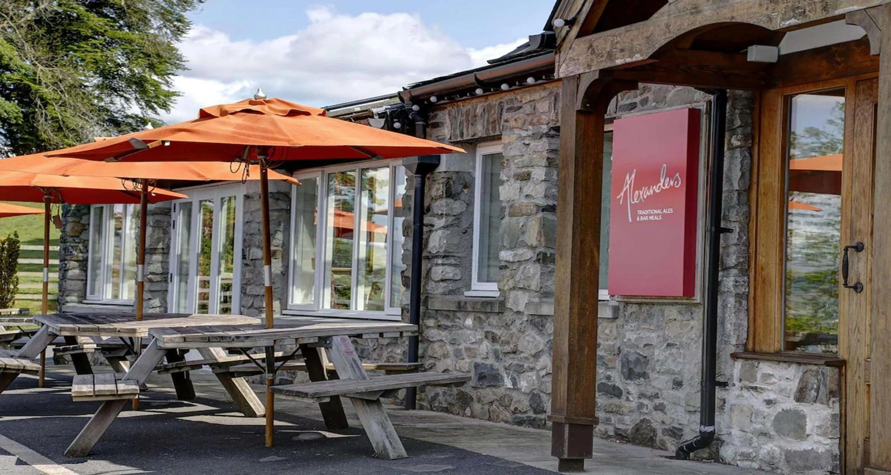 Lounge or bar in Castle Green Hotel In Kendal, BW Premier Collection