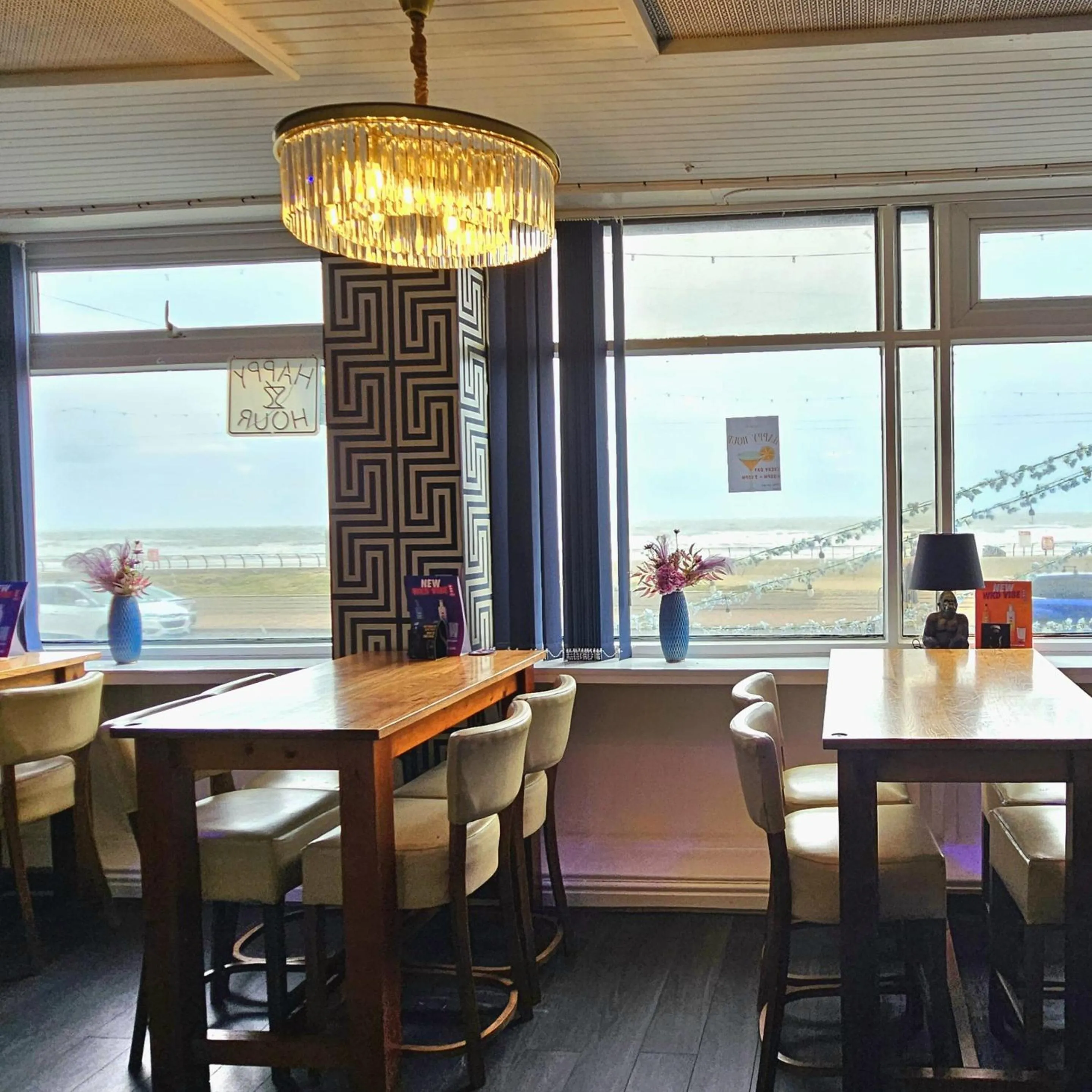 Lounge or bar in Sapphire hotel blackpool promenade