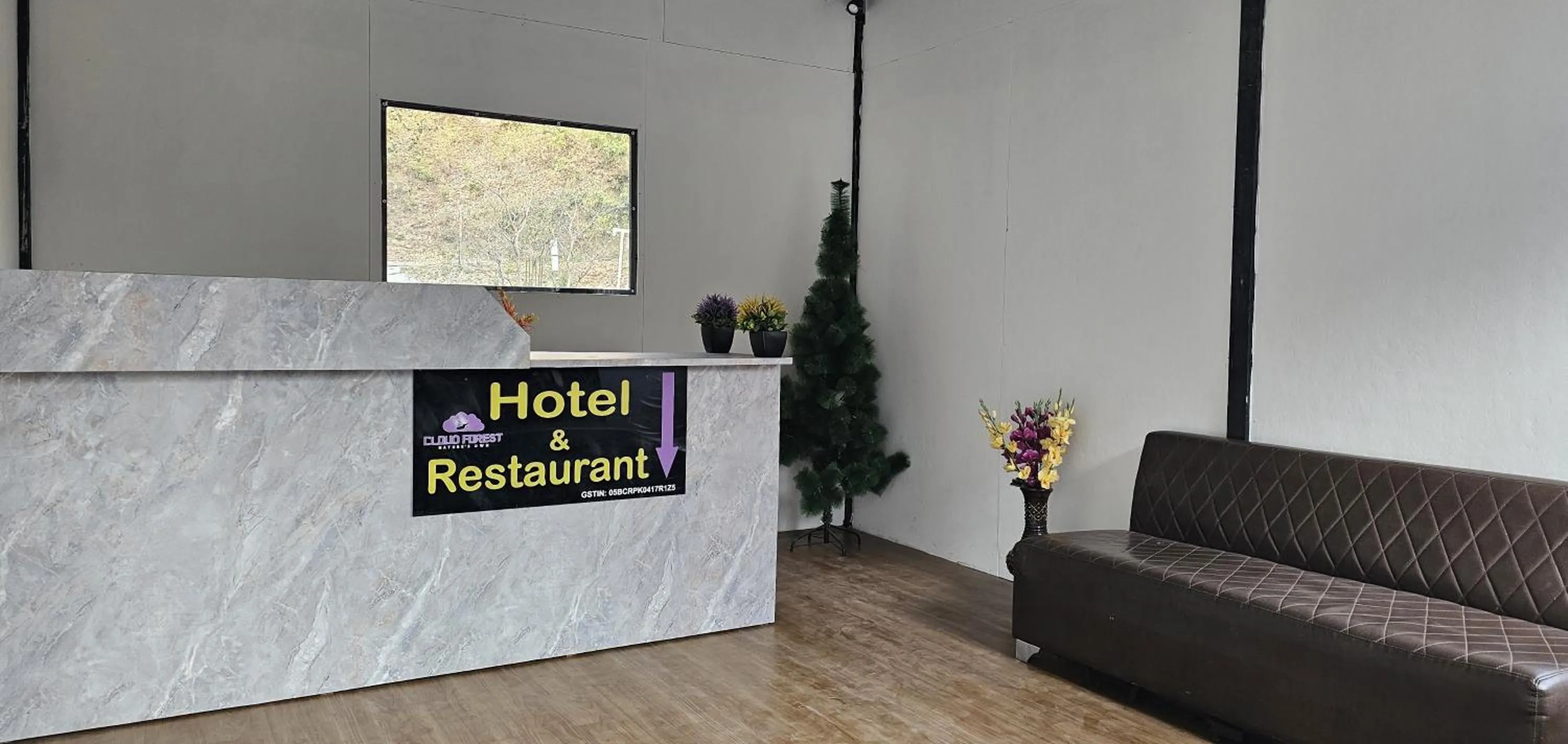 Lobby or reception in Cloud Forest