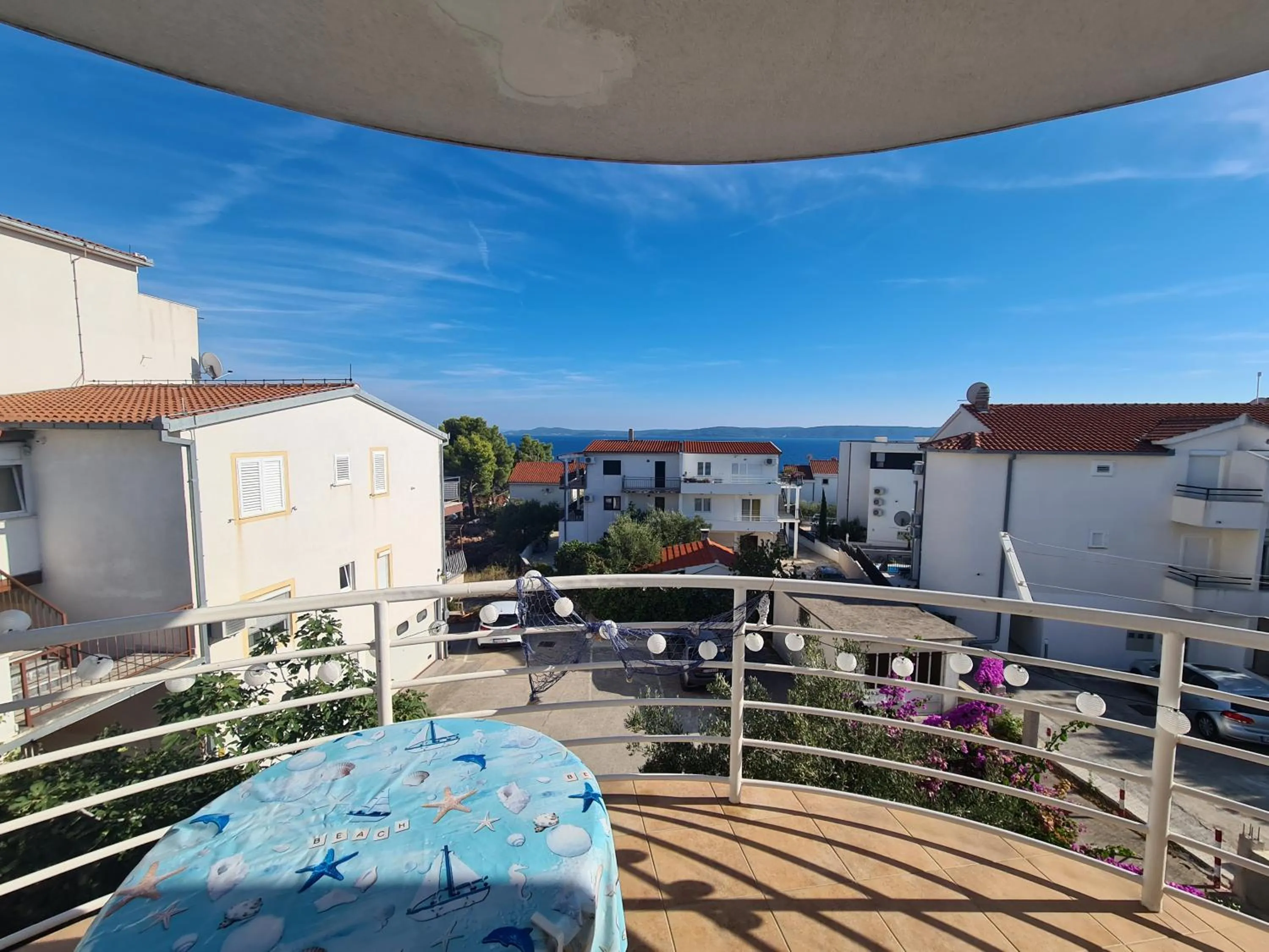 Day in Apartments Niko