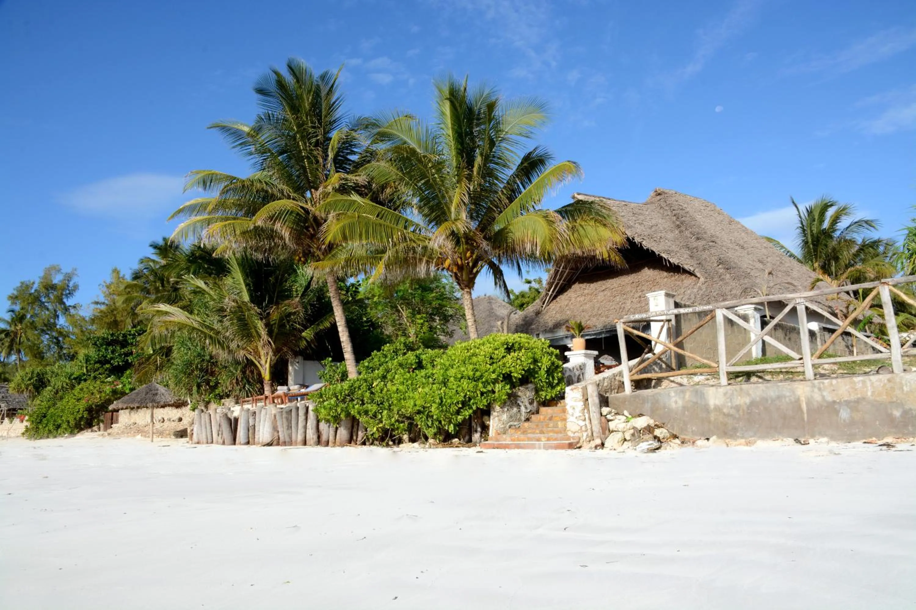 Beach in Zanzibar Bahari Villas