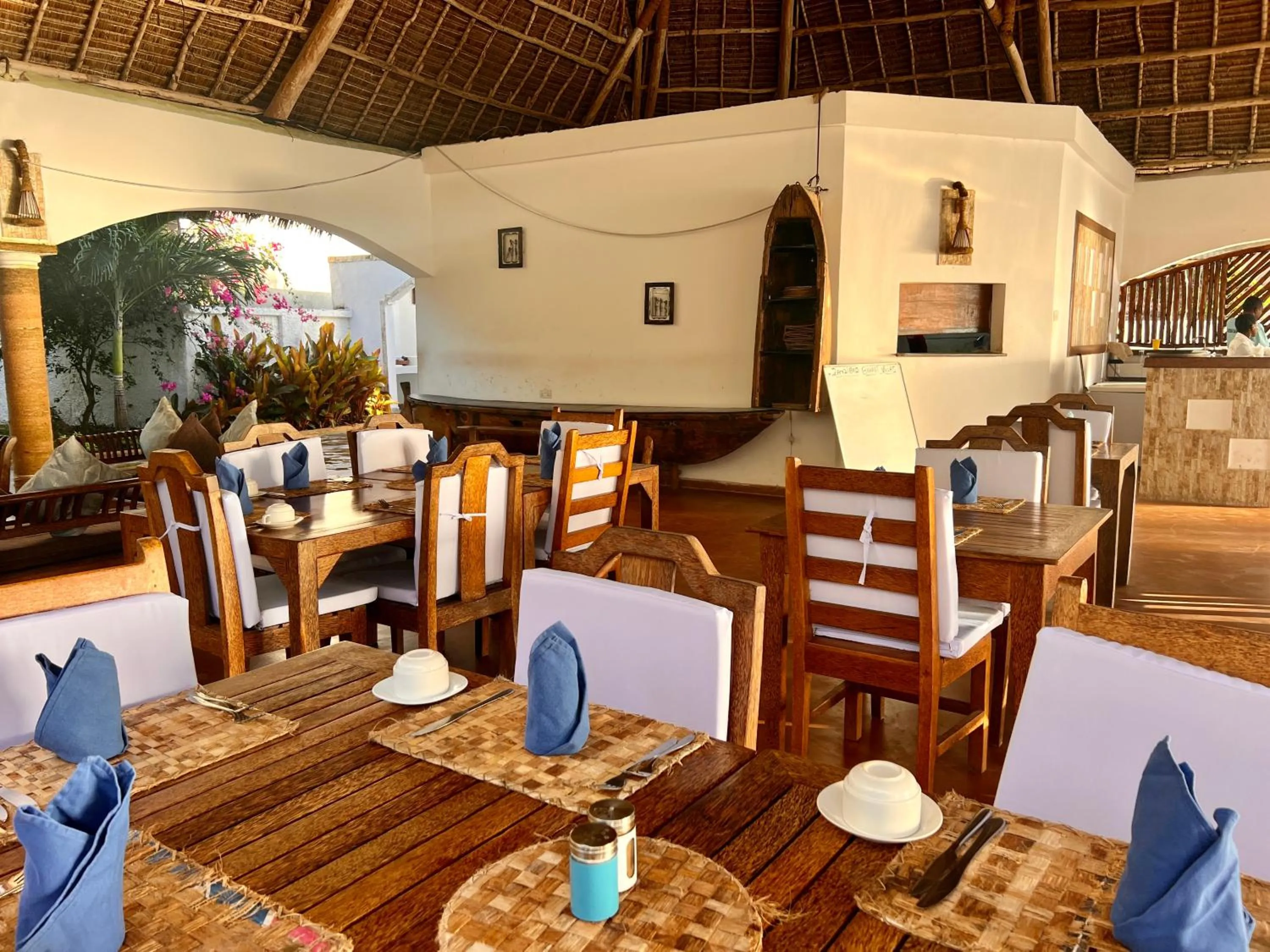 Restaurant/places to eat in Zanzibar Bahari Villas