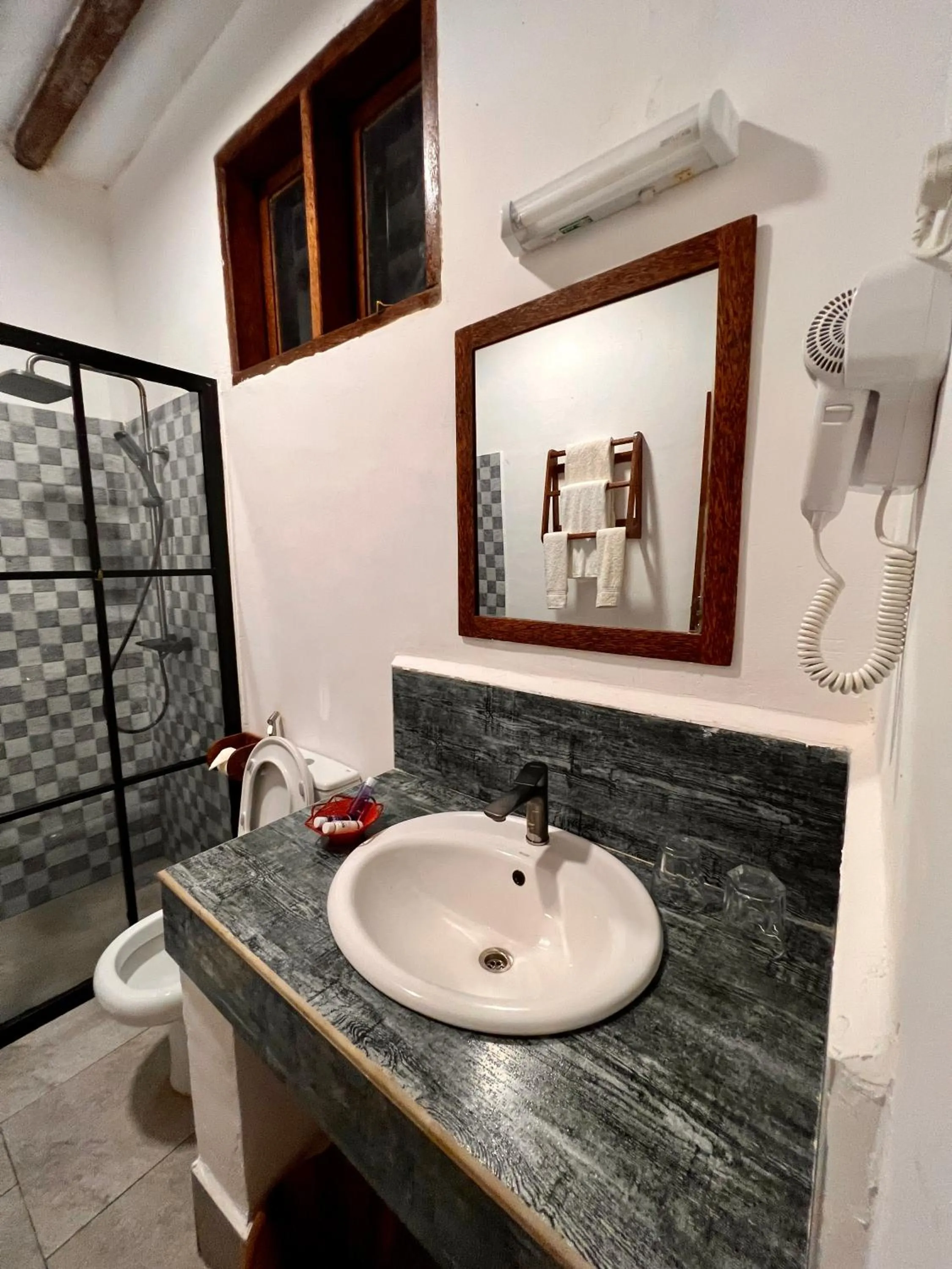 Bathroom in Zanzibar Bahari Villas