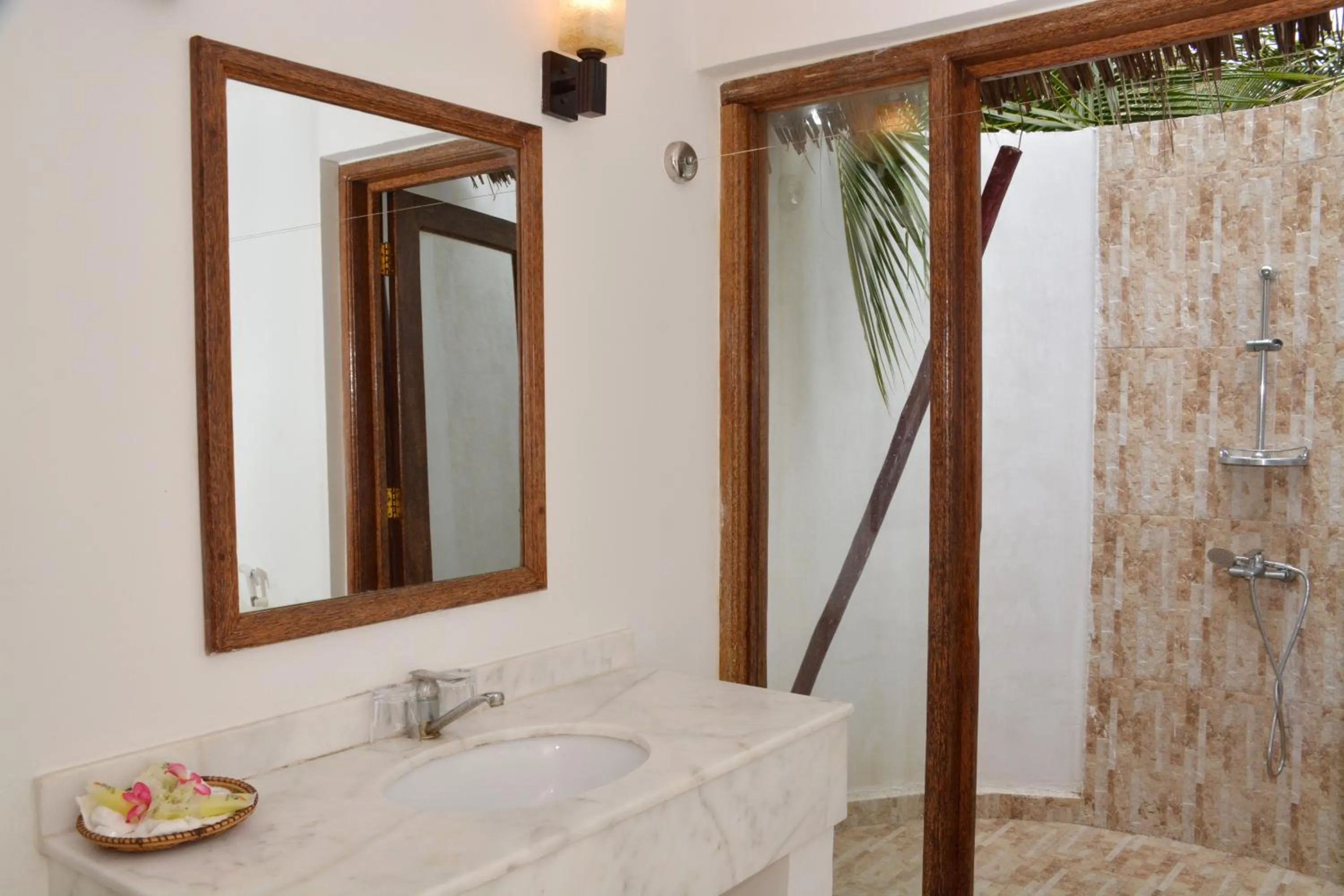 Bathroom in Zanzibar Bahari Villas