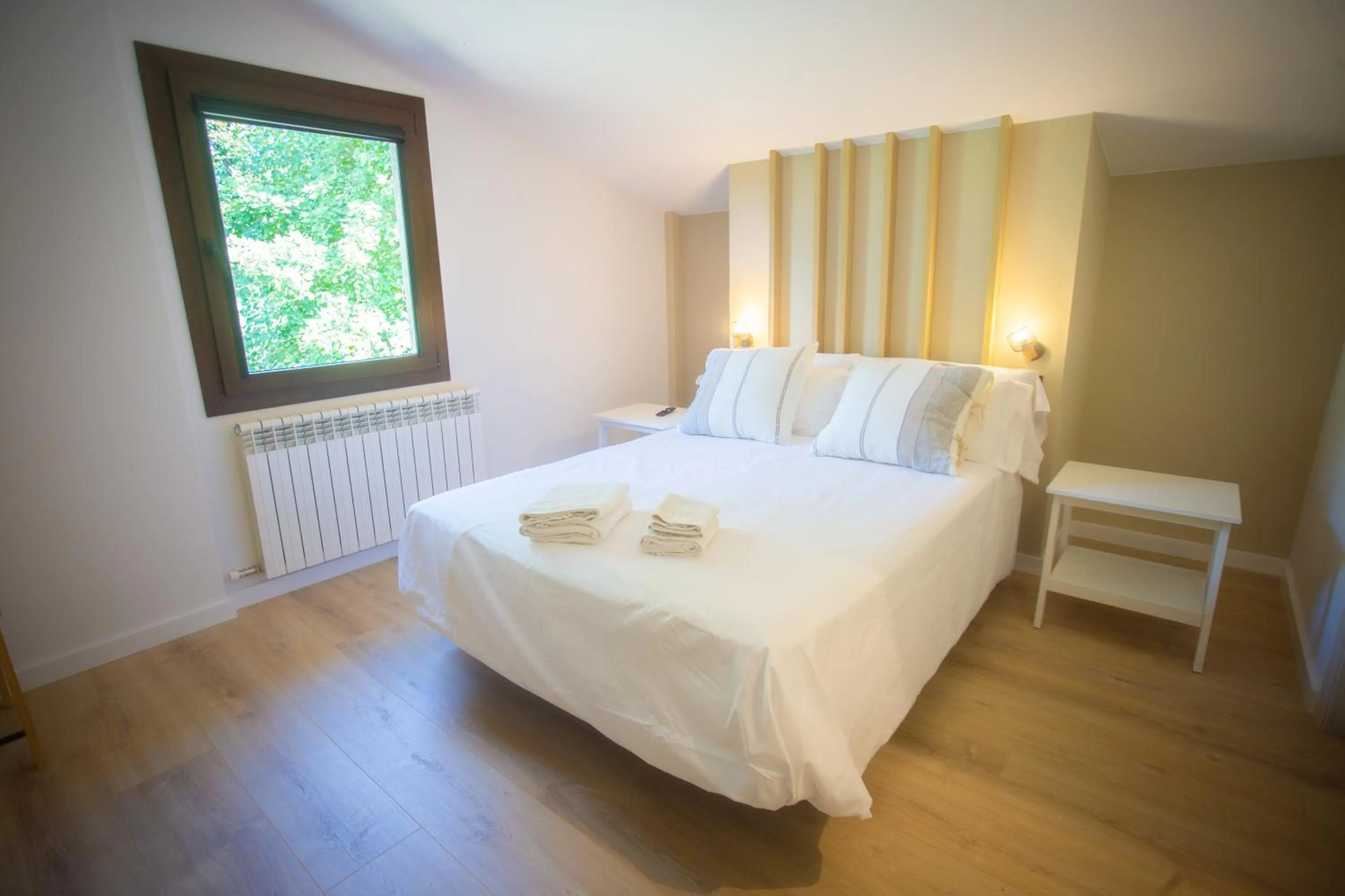 Bed in L'indret del Pedraforca Adults Only