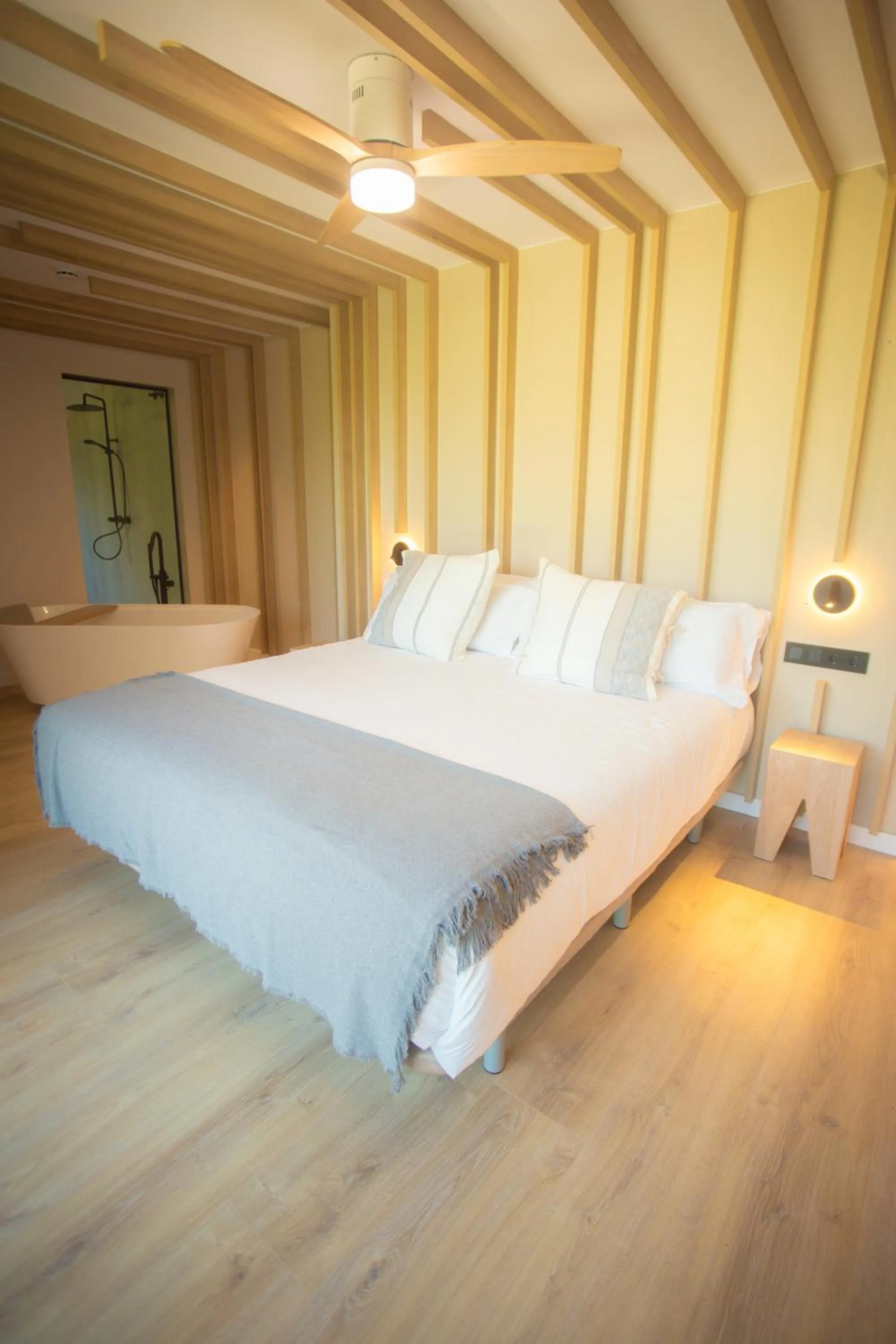 Bed in L'indret del Pedraforca Adults Only