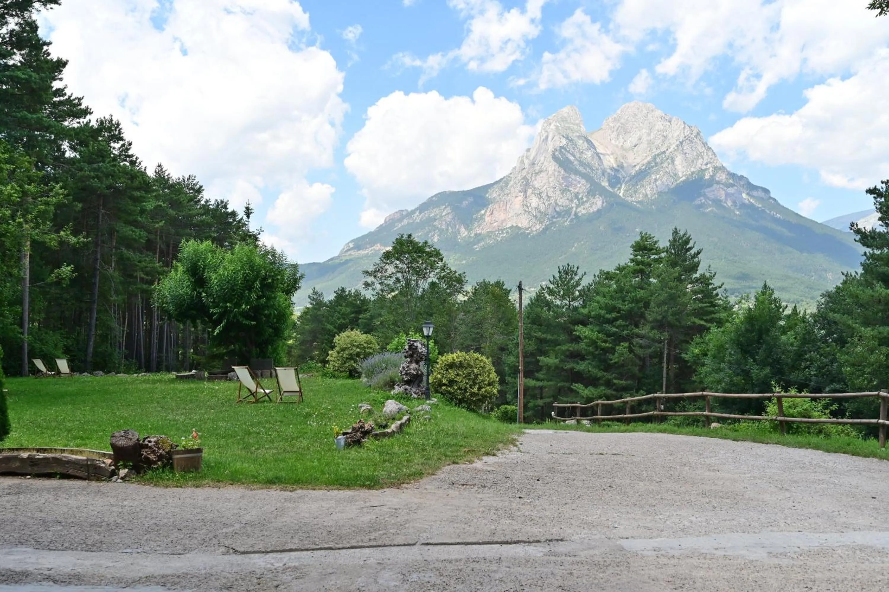 L'indret del Pedraforca Adults Only