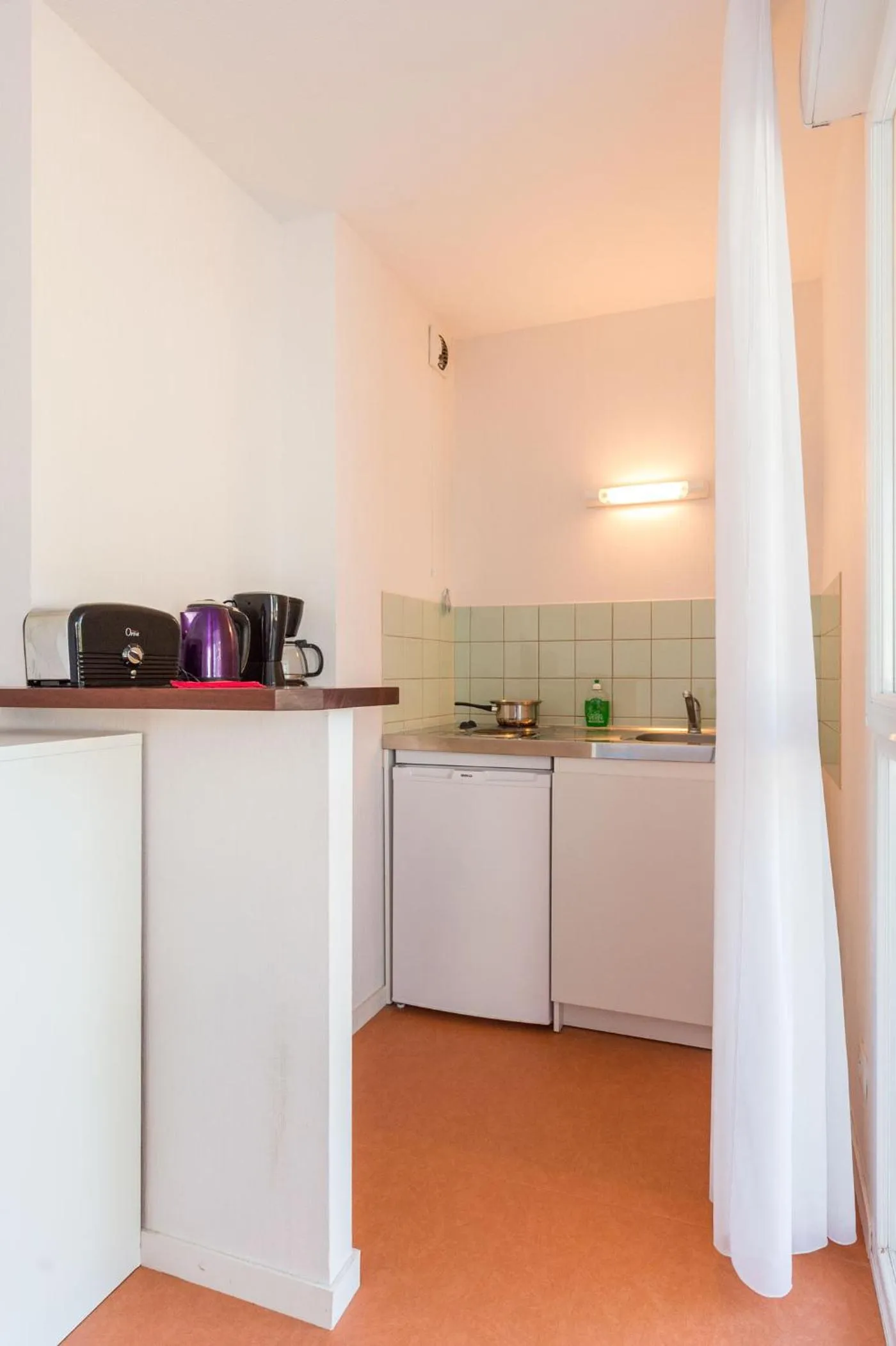 Coffee/tea facilities in Auberge des dunes - Rêves de mer