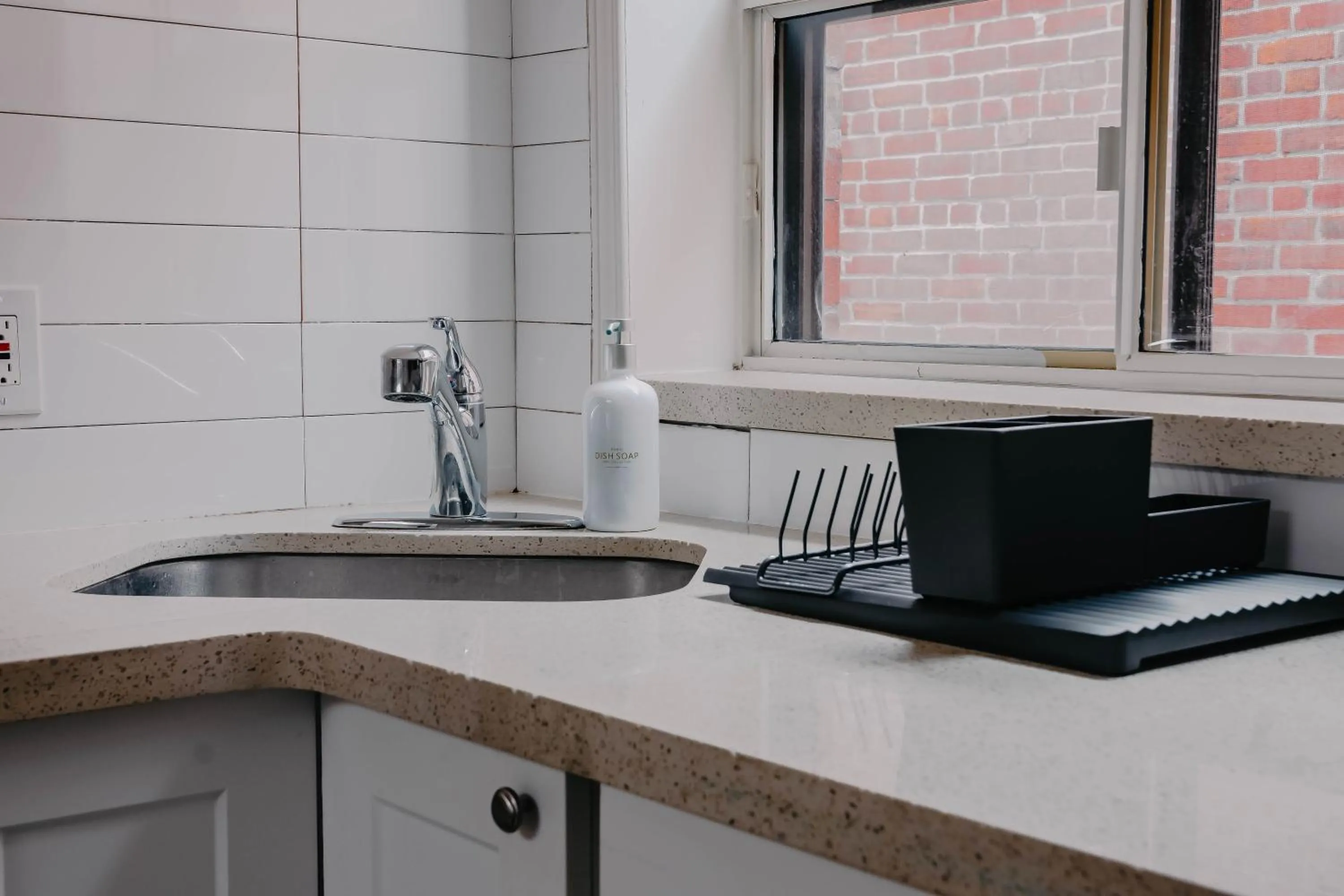 Kitchen or kitchenette in Lum The Queen