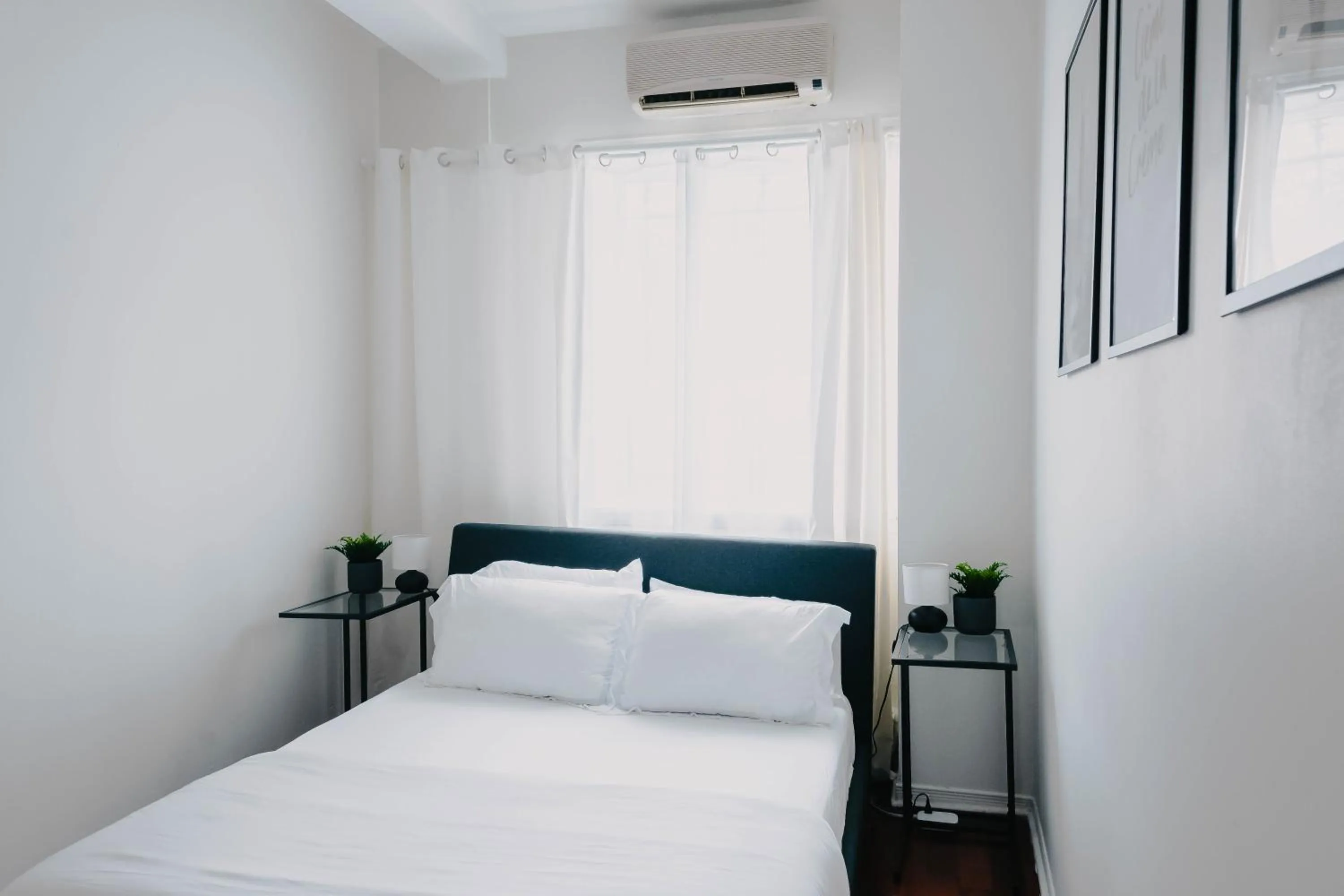 Bed in Lum The Queen