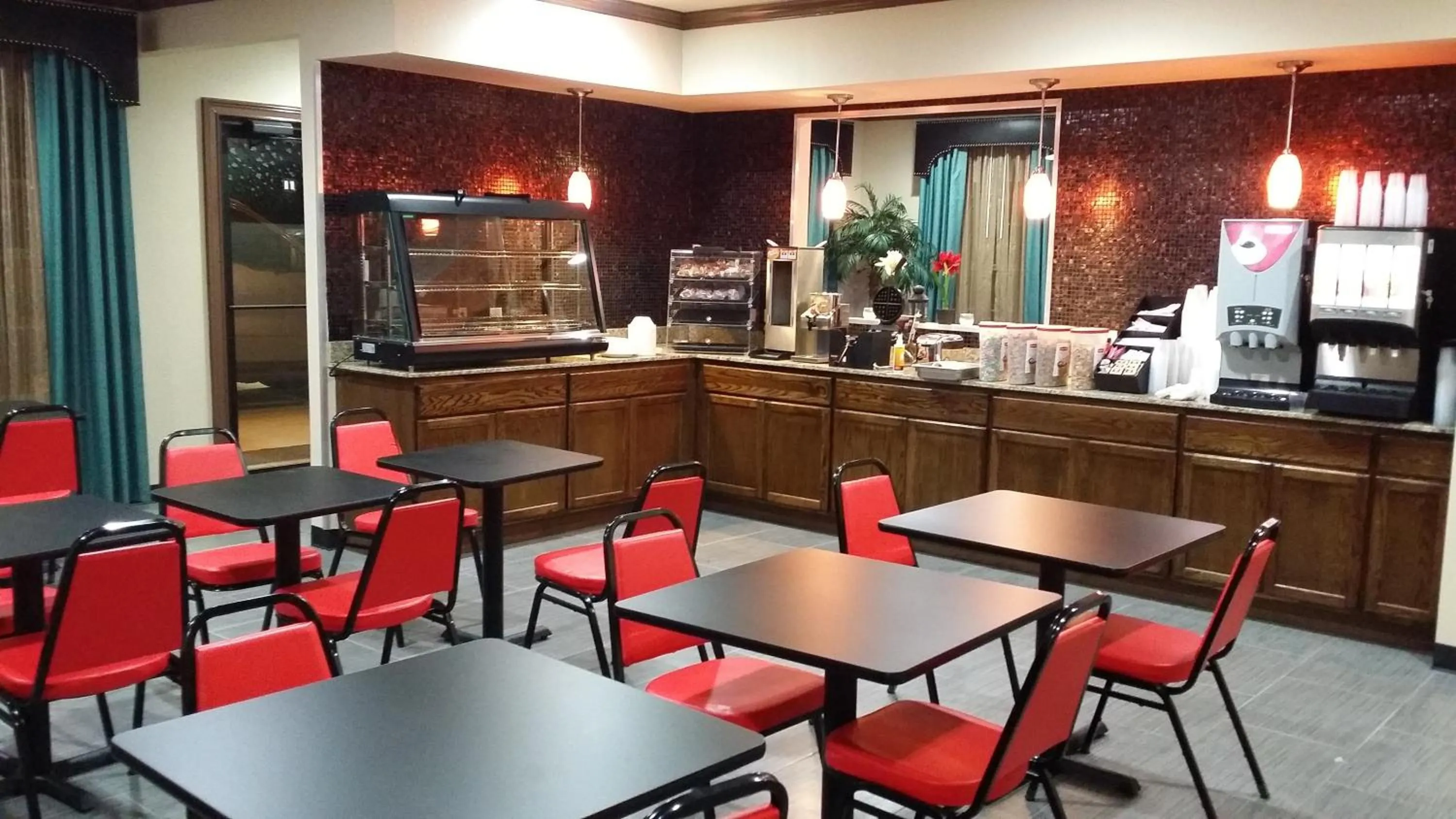 Coffee/tea facilities in Texan Inn and Suites Tilden