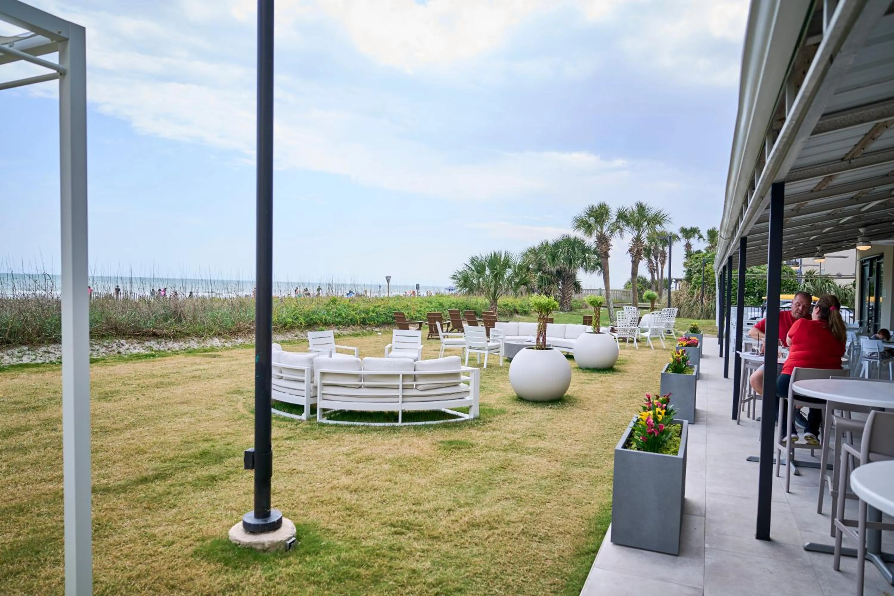 Restaurant/places to eat in Sand Dunes Resort & Suites