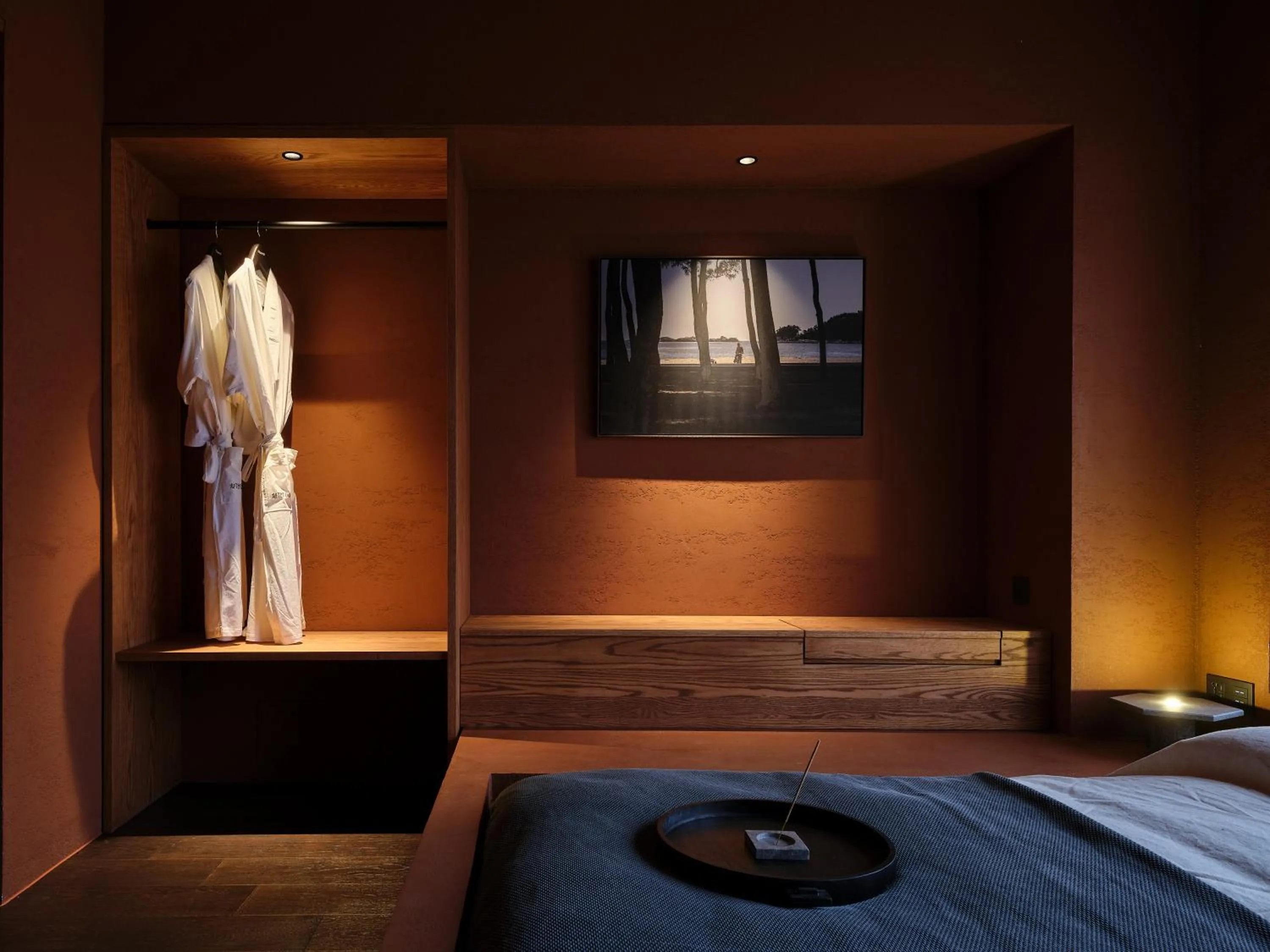 wardrobe, Bed in After Chapter Hotel Gwanganri