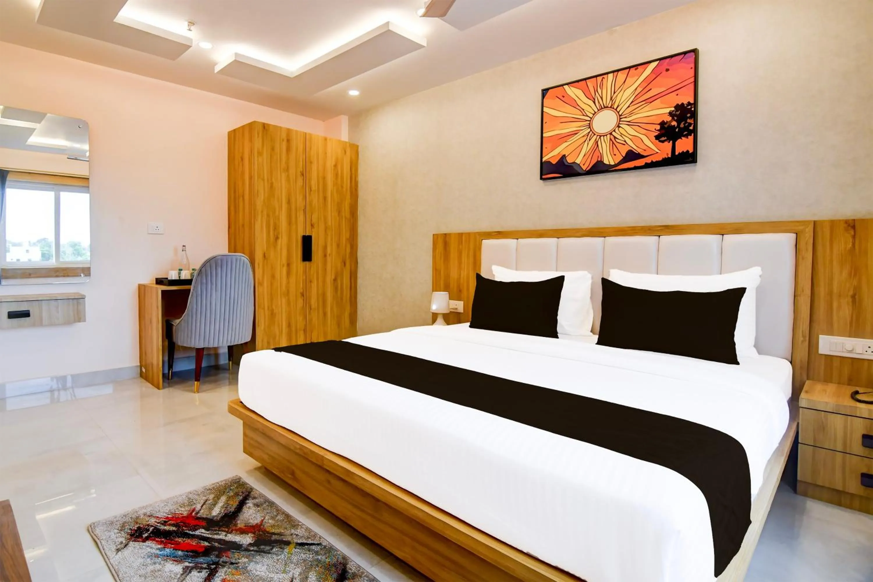 Bedroom, Bed in Super Townhouse Oak Sayhallo Sincity