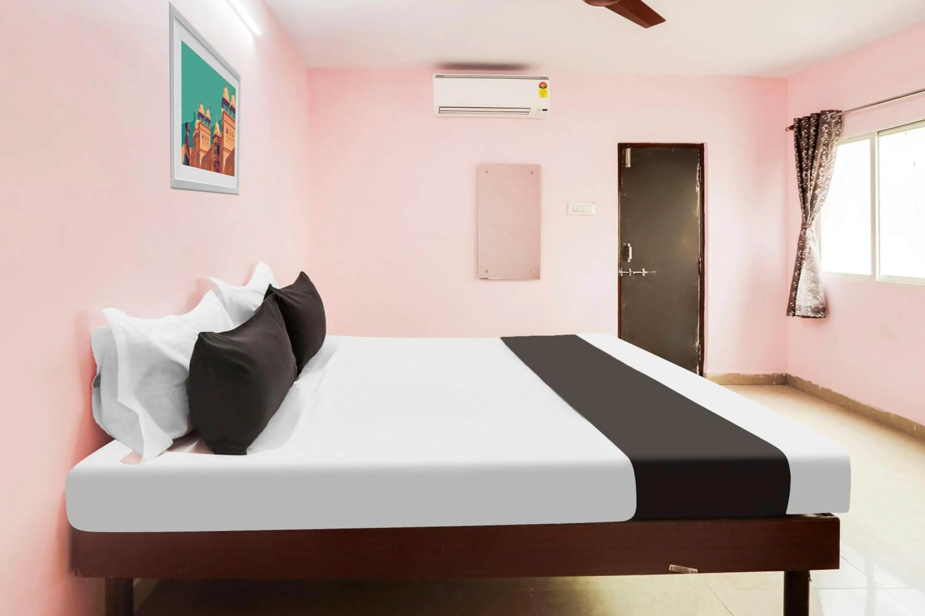 Bedroom, Bed in Hotel O Shirdi Blissful Residency