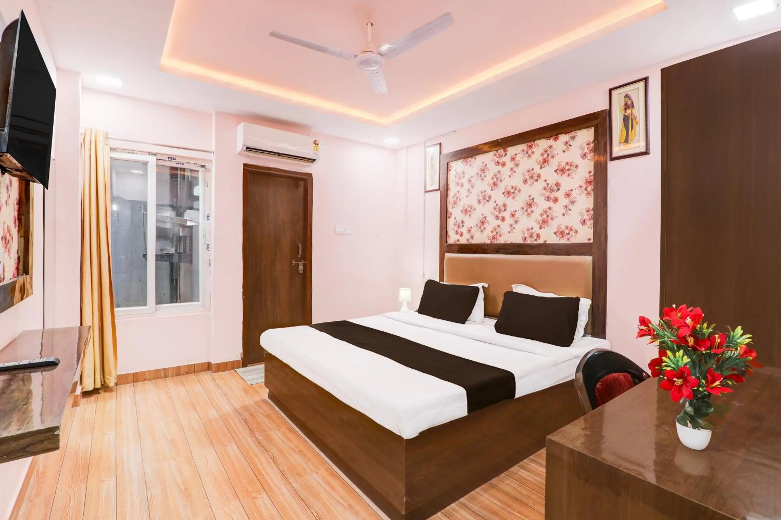 Bedroom, Bed in Hotel O BBD Lucknow Formerly 7th Heaven