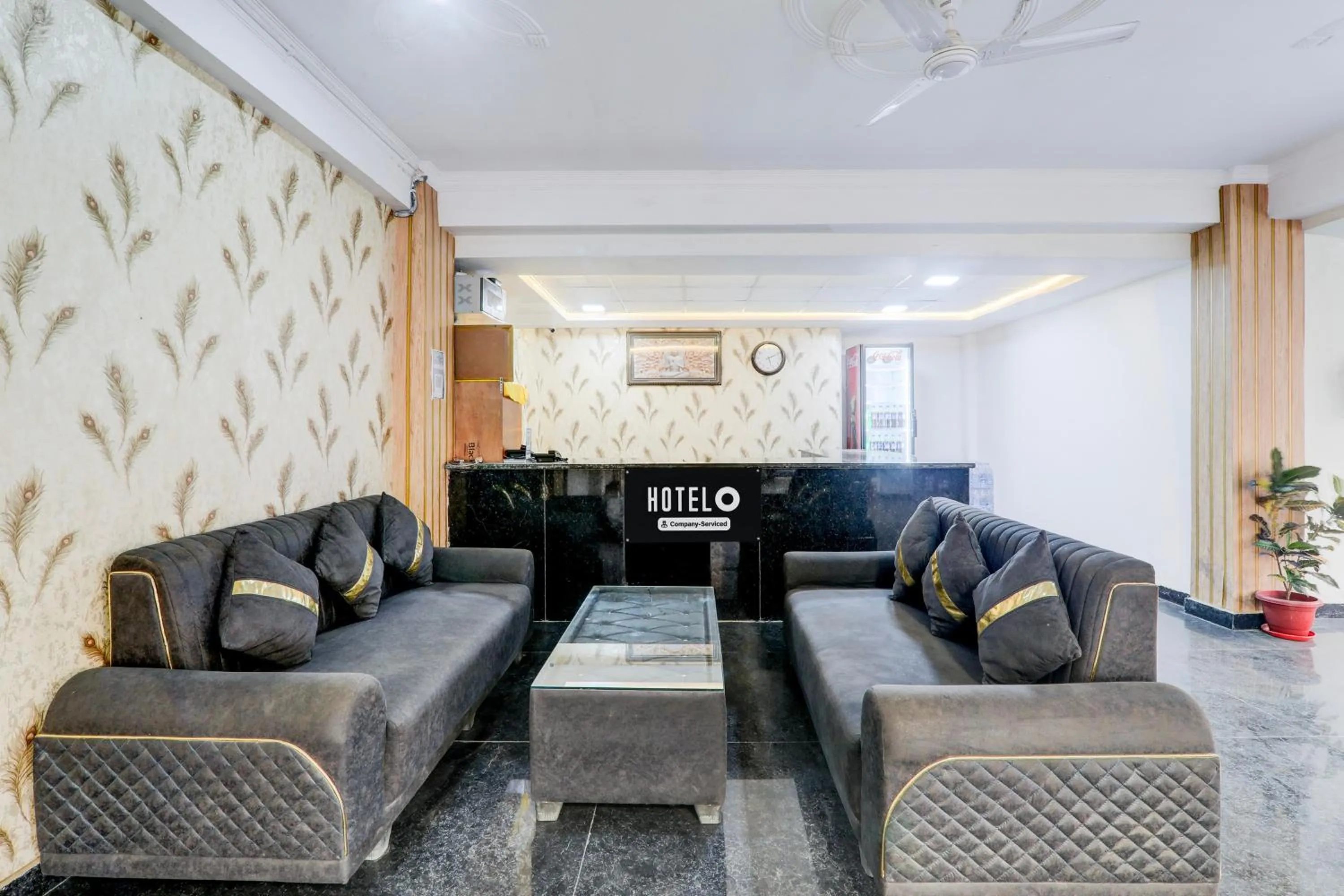 Lobby or reception in Hotel O BBD Lucknow Formerly 7th Heaven