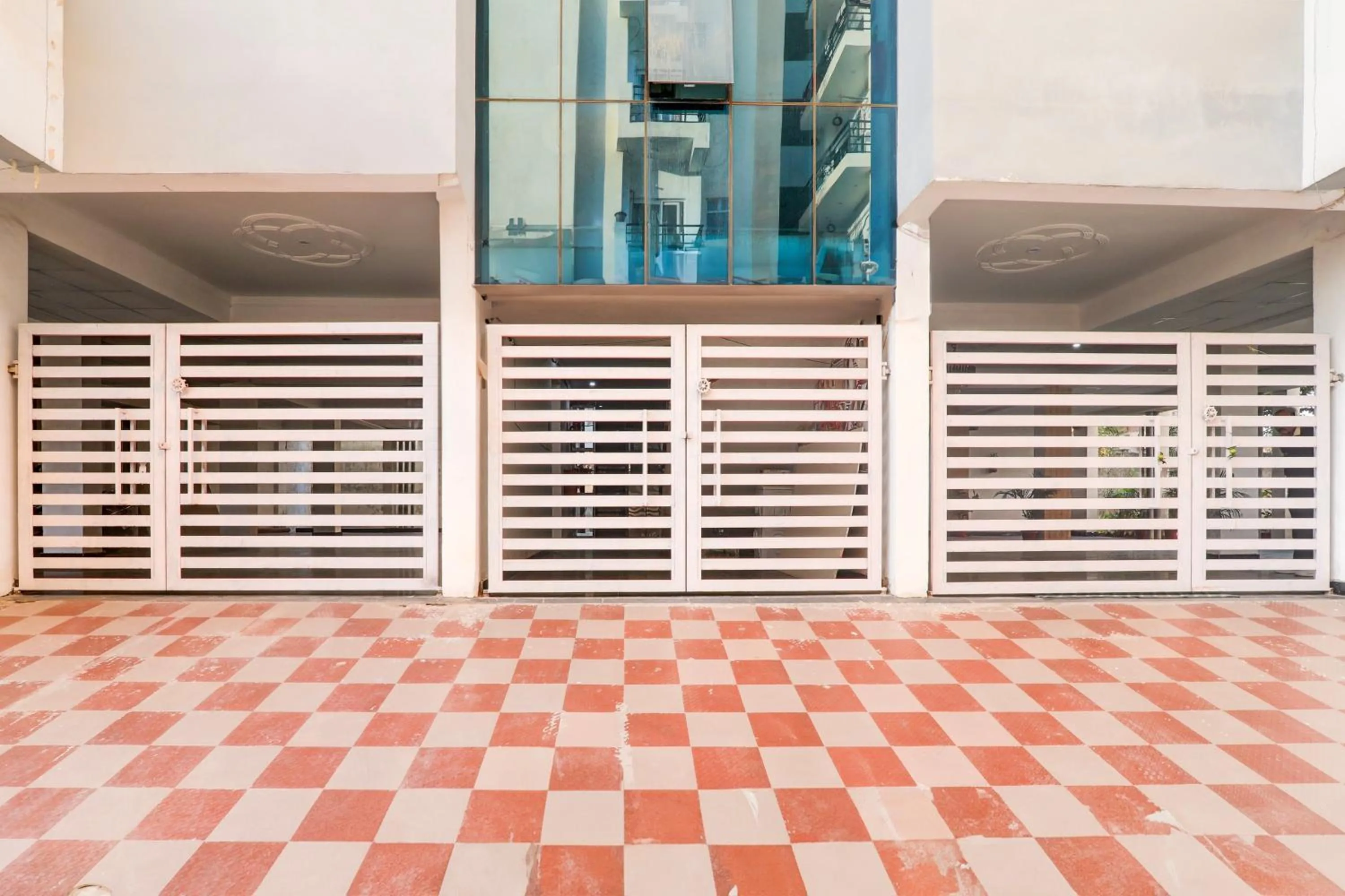 Facade/entrance in Hotel O BBD Lucknow Formerly 7th Heaven