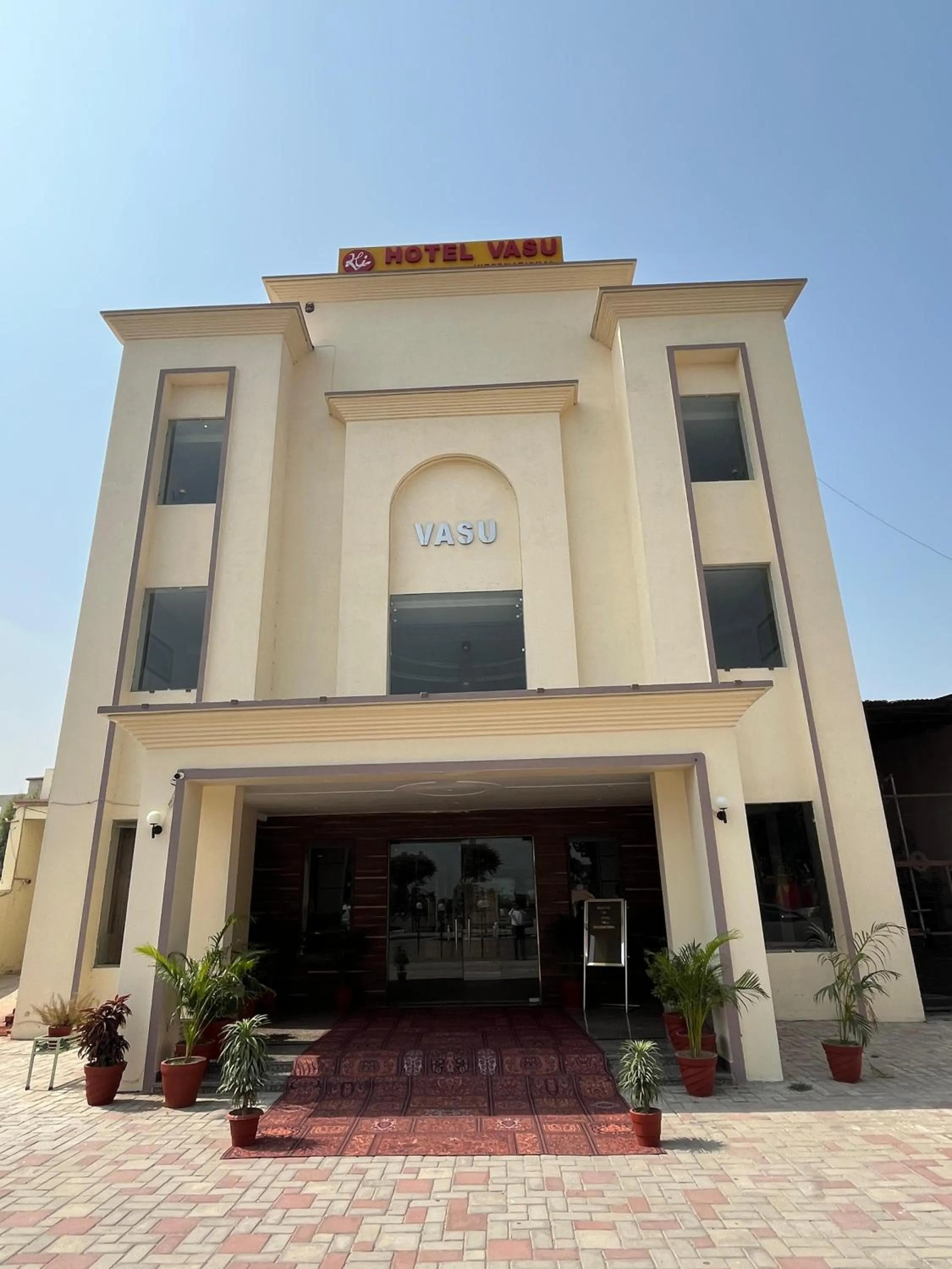 Property building in Hotel Vasu International