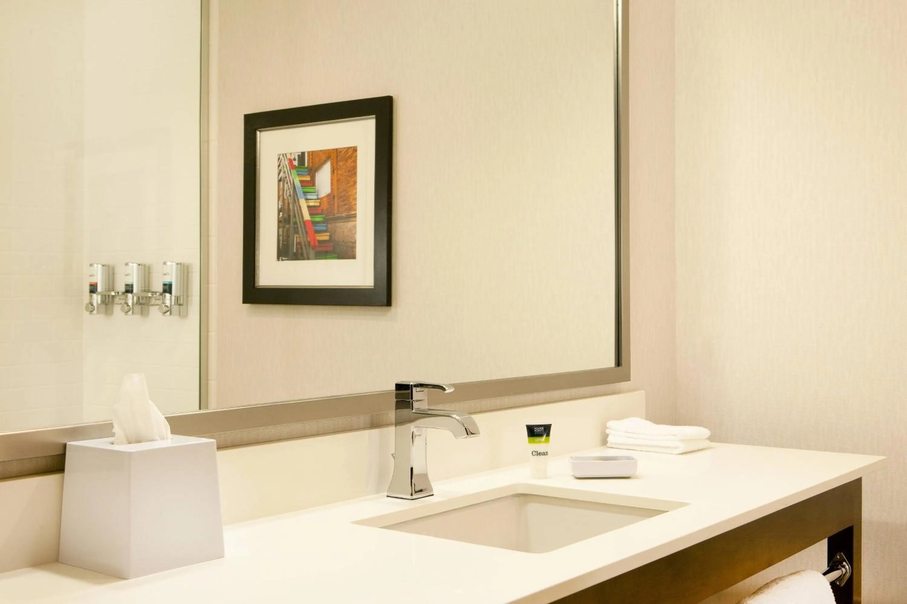 Bathroom in Four Points by Sheraton Newark Christiana Wilmington