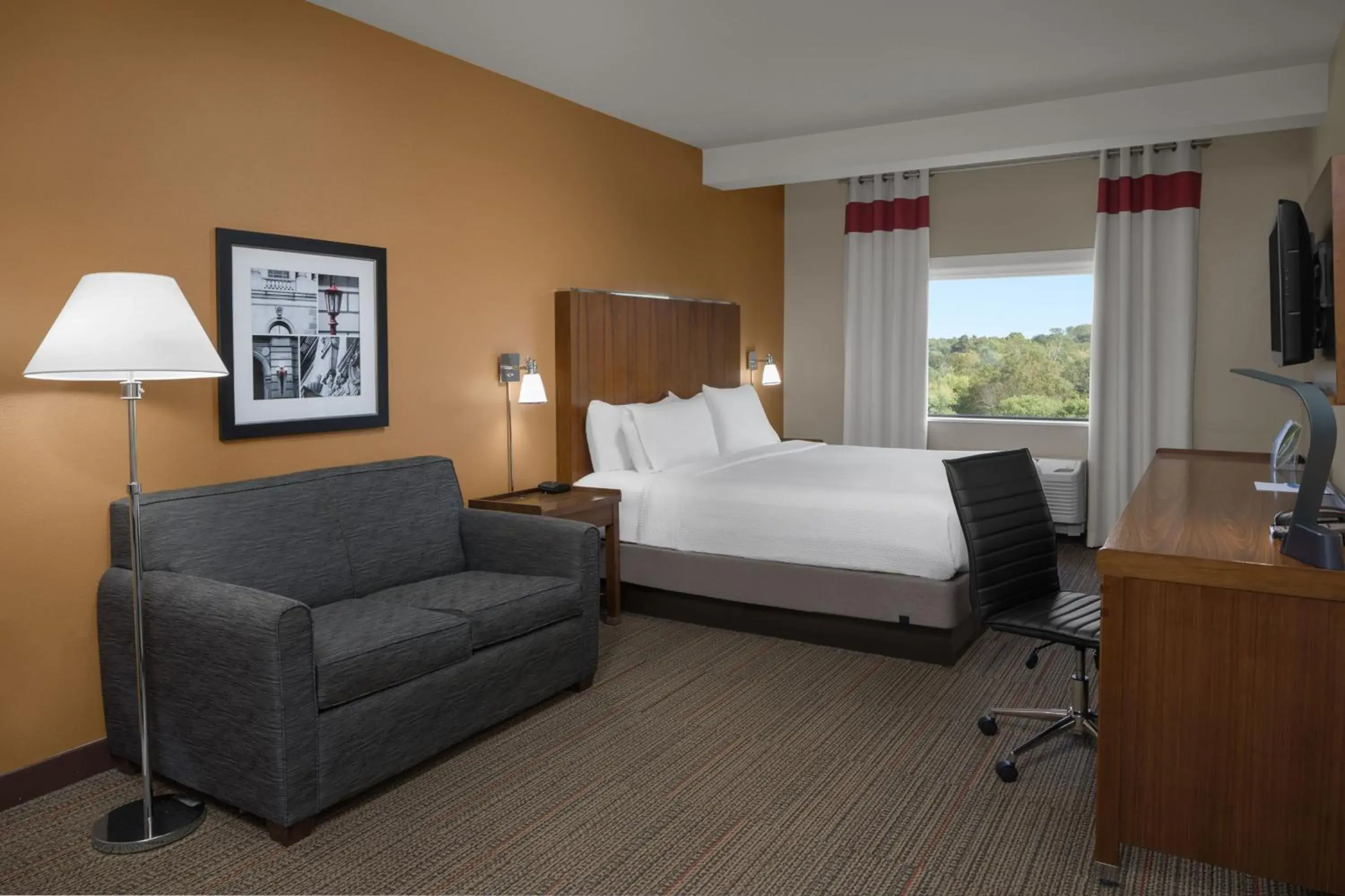 Guest Room, 1 King in Four Points by Sheraton Newark Christiana Wilmington Guest Room, 1 King in Four Points by Sheraton Newark Christiana Wilmington