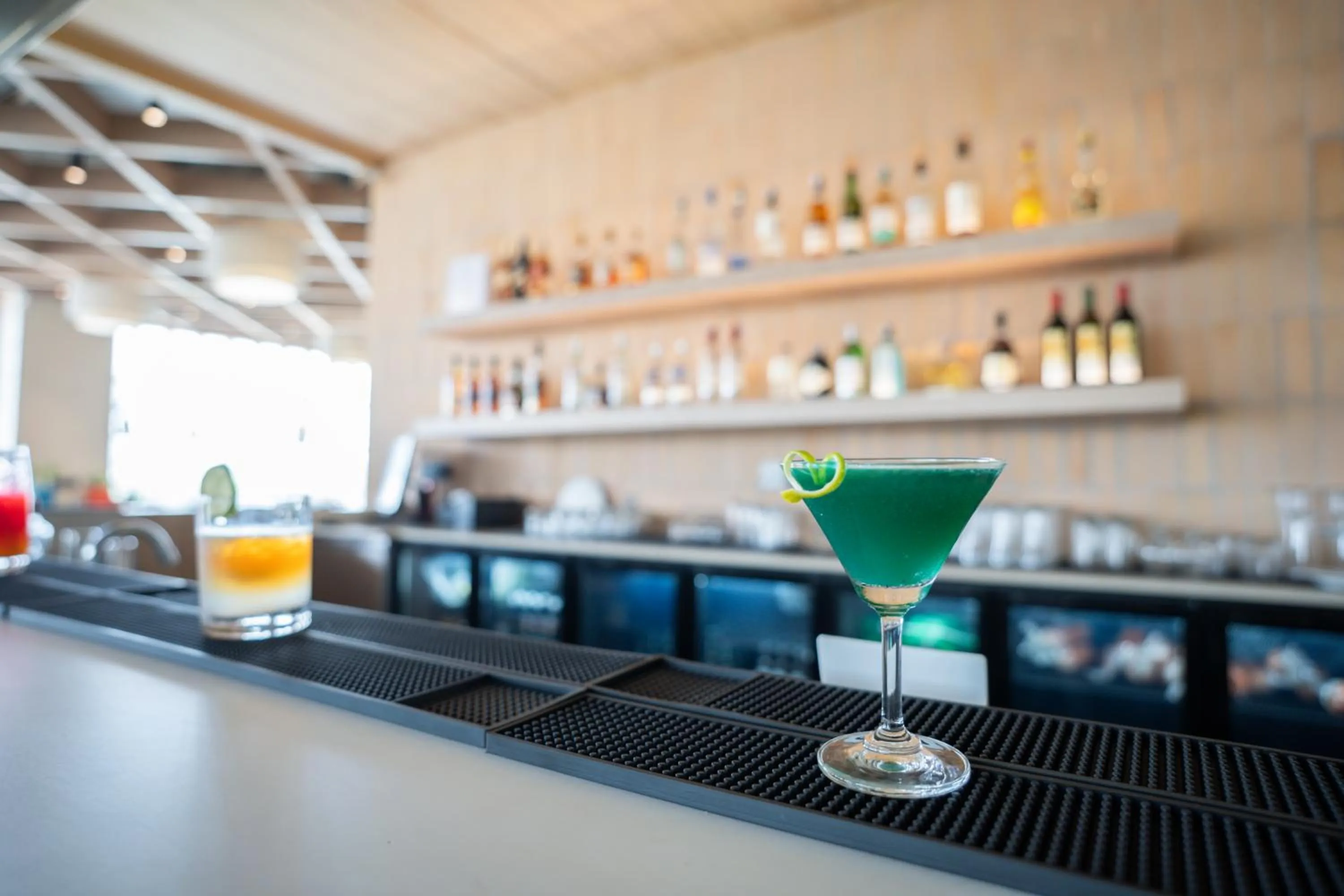 Lounge or bar in AR Suites KLJ Square