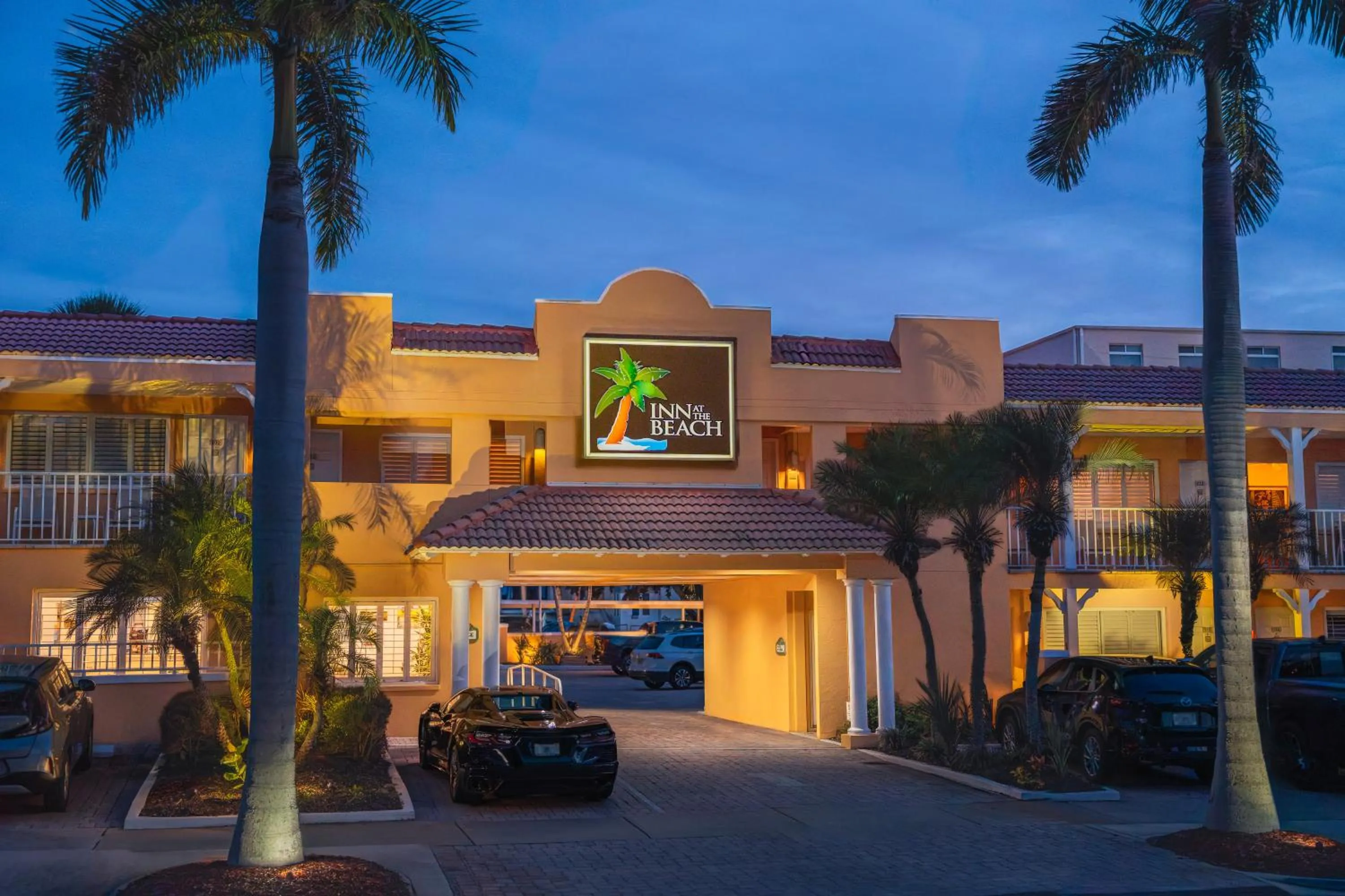 Property building in Inn at the Beach-Venice FLORIDA