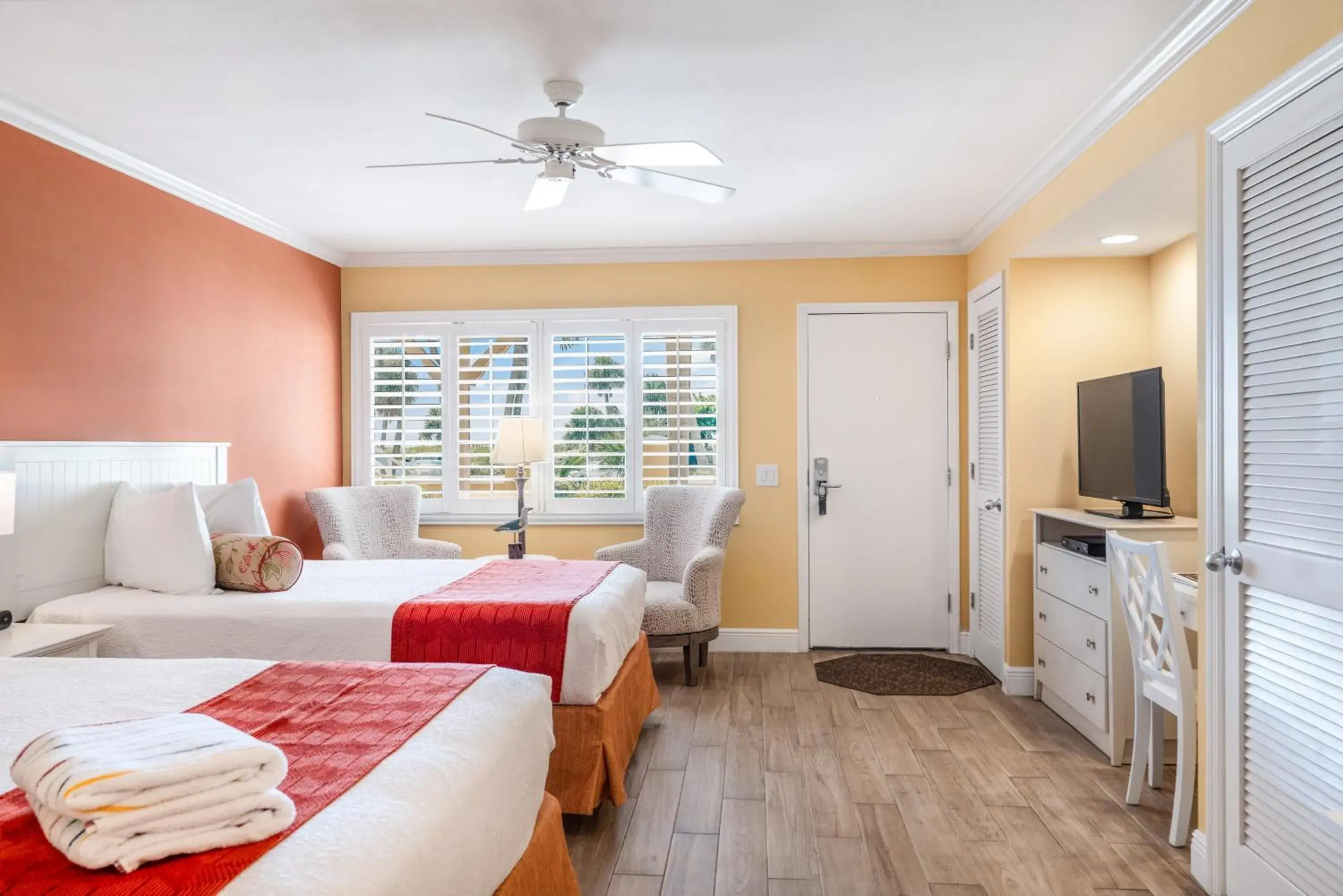 Standard Double Room with Two Double Beds in Inn at the Beach-Venice FLORIDA Standard Double Room with Two Double Beds in Inn at the Beach-Venice FLORIDA