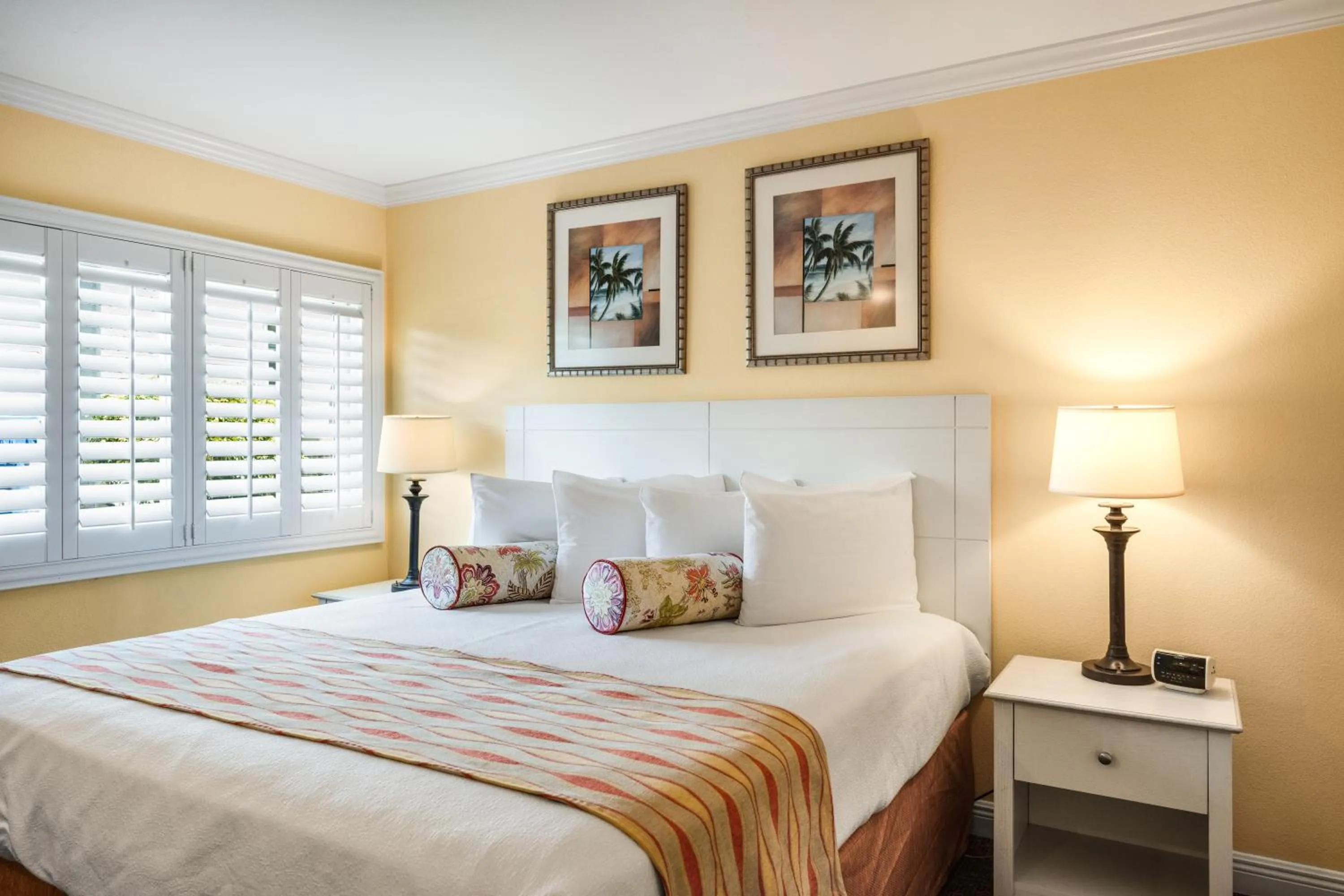 Bed in Inn at the Beach-Venice FLORIDA