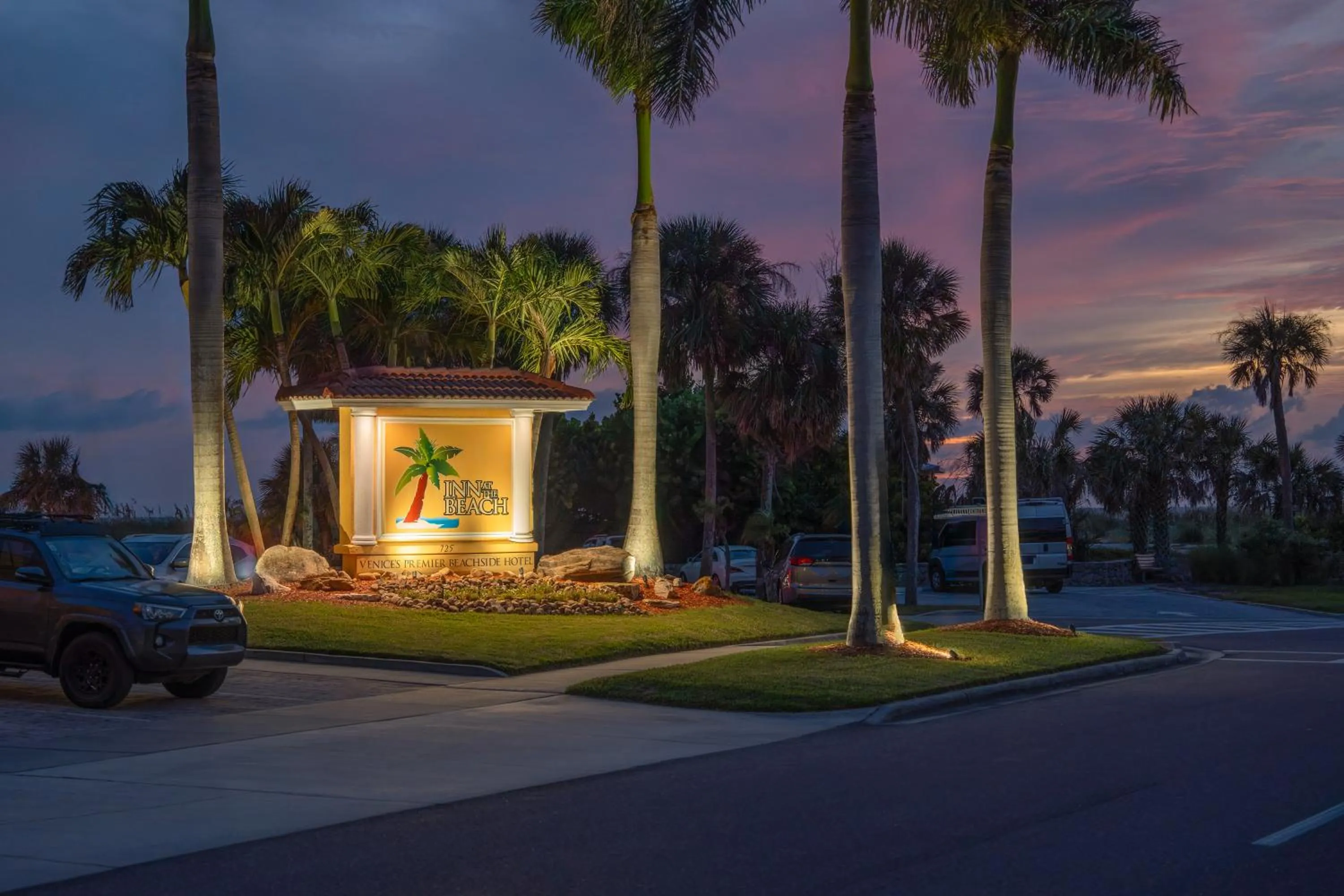 Property building in Inn at the Beach-Venice FLORIDA