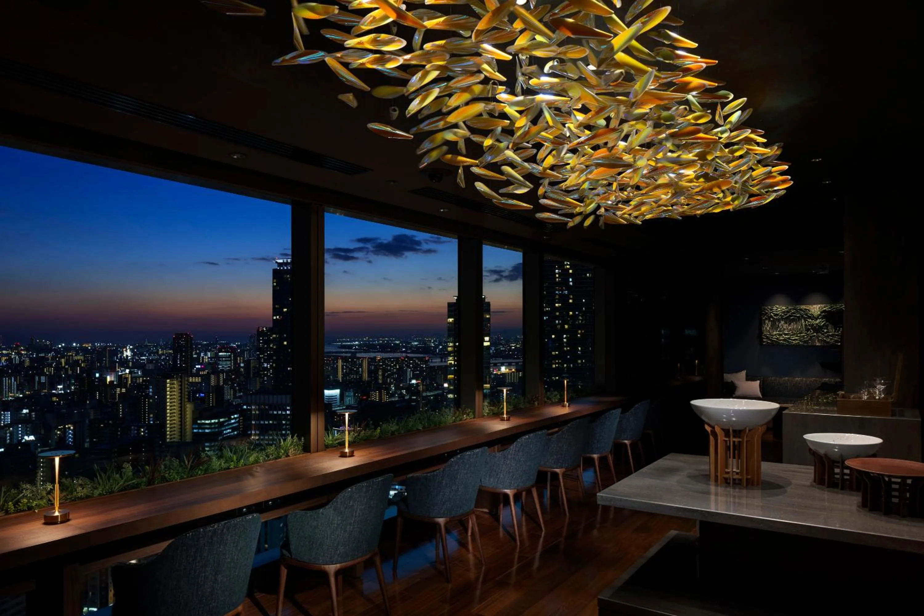 Lounge or bar in Hotel Hankyu GRAN RESPIRE OSAKA