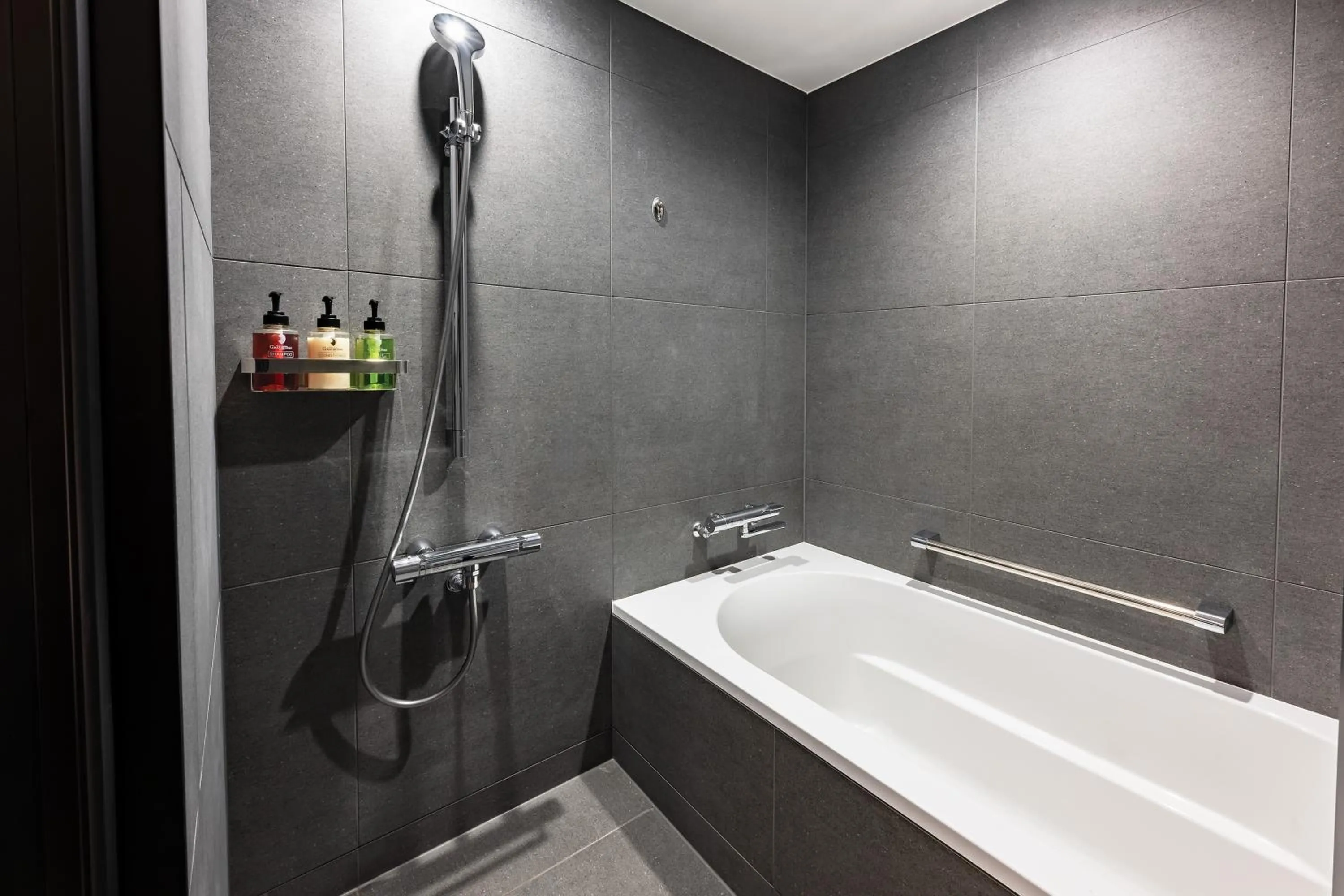 Bathroom in Hotel Hankyu GRAN RESPIRE OSAKA