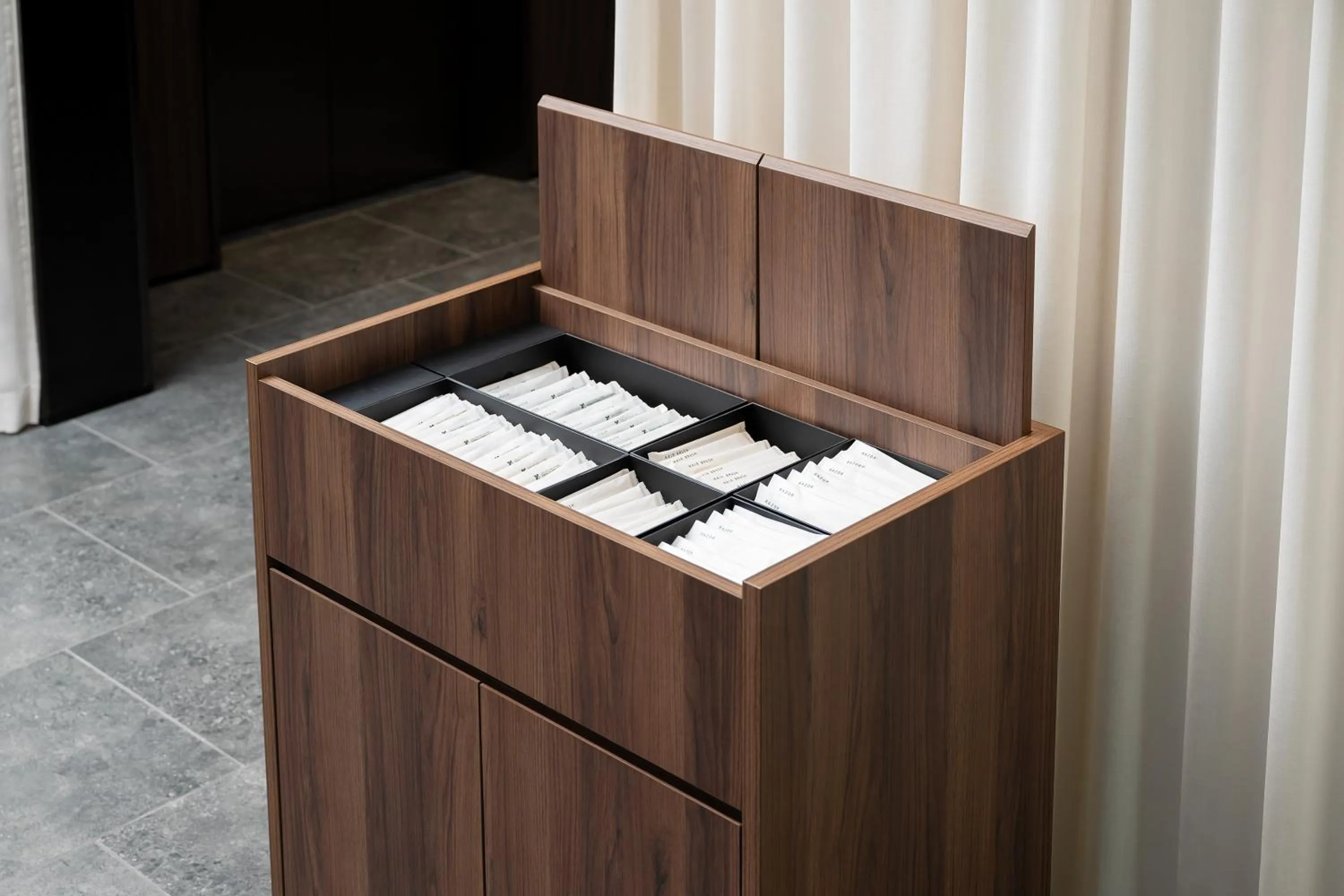 Lobby or reception in Hotel Hankyu GRAN RESPIRE OSAKA